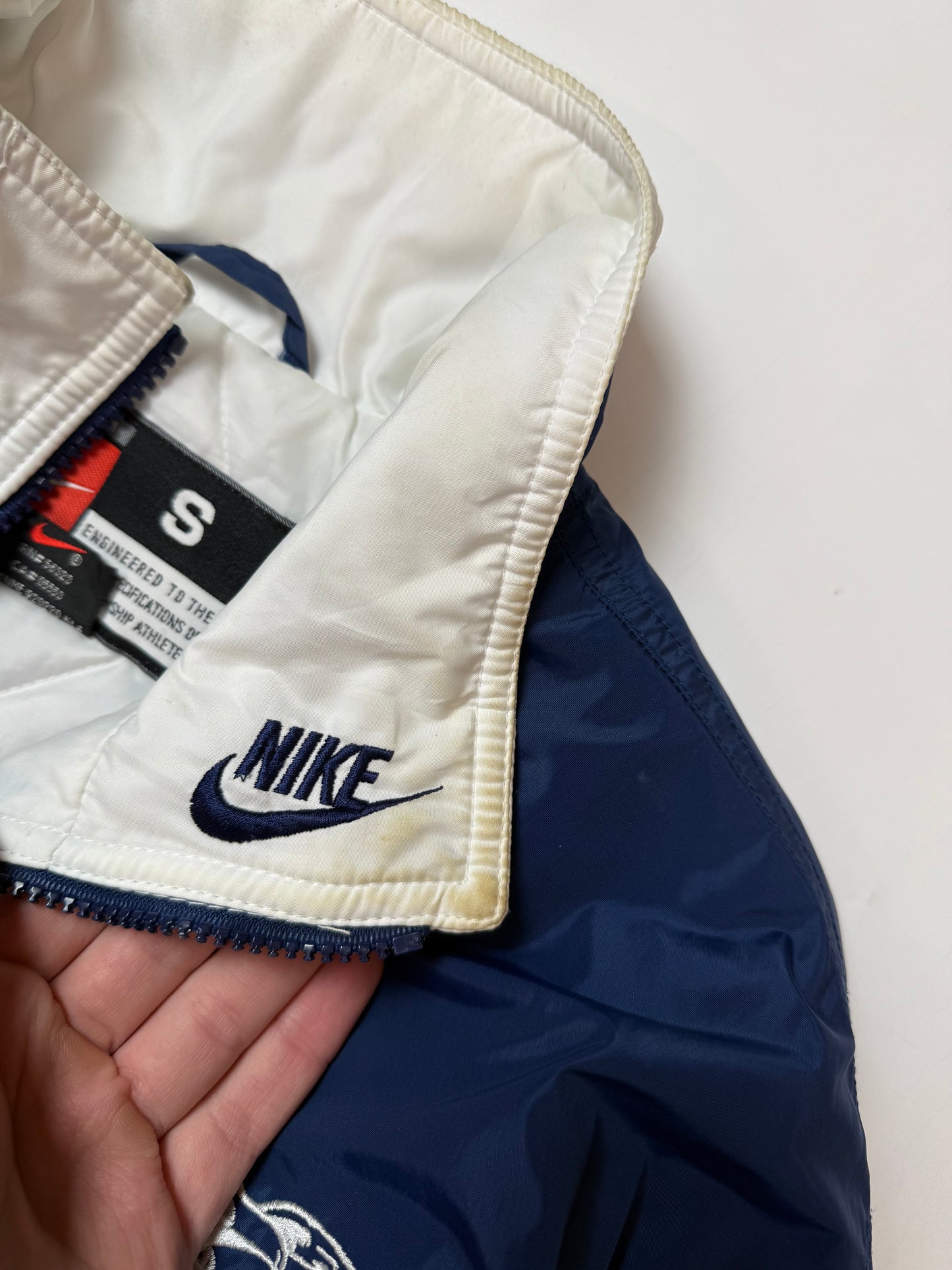 Vintage 90s Nike jacket (L)