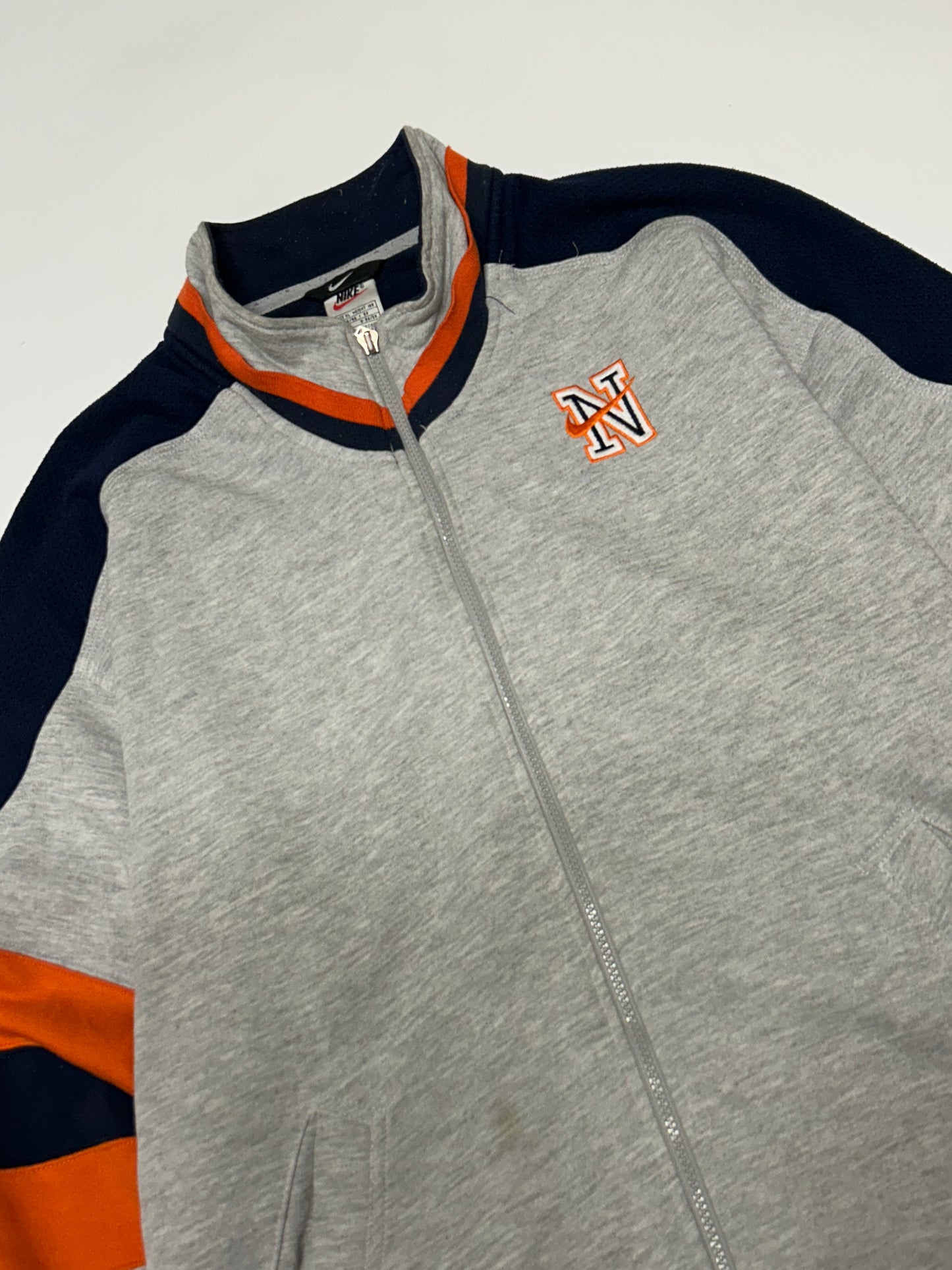 Vintage 90s Nike spell out track top (XL)