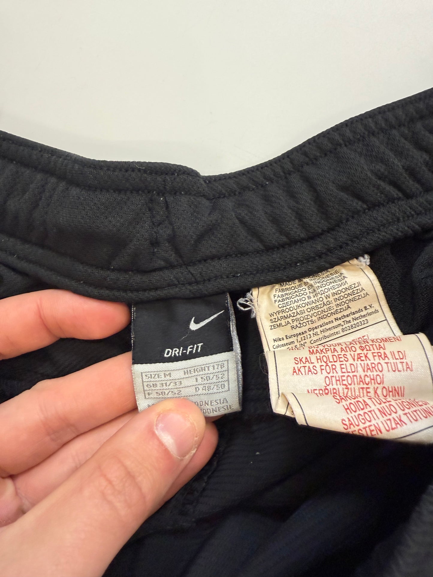 Vintage Nike Total 90 T90 baggy shorts (M)