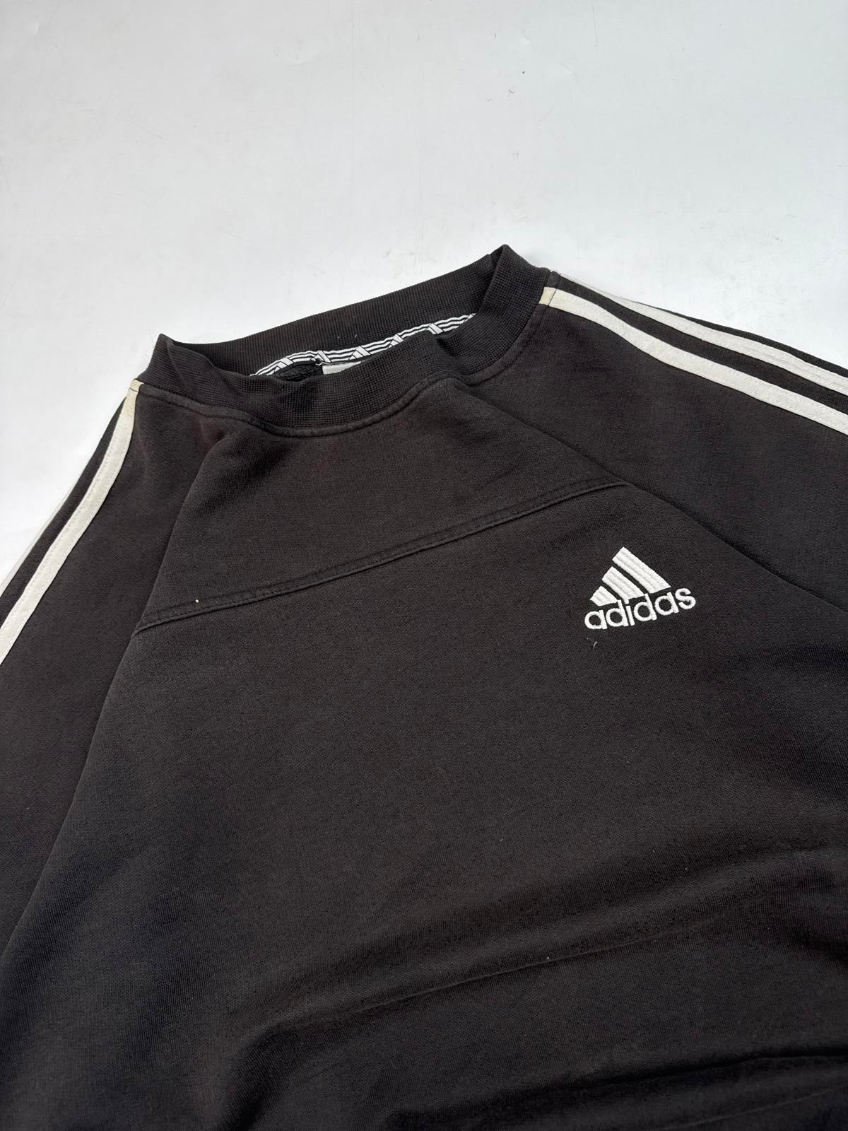 Vintage Adidas small logo sweatshirt (L)