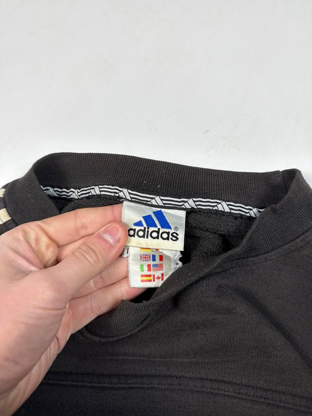 Vintage Adidas small logo sweatshirt (L)