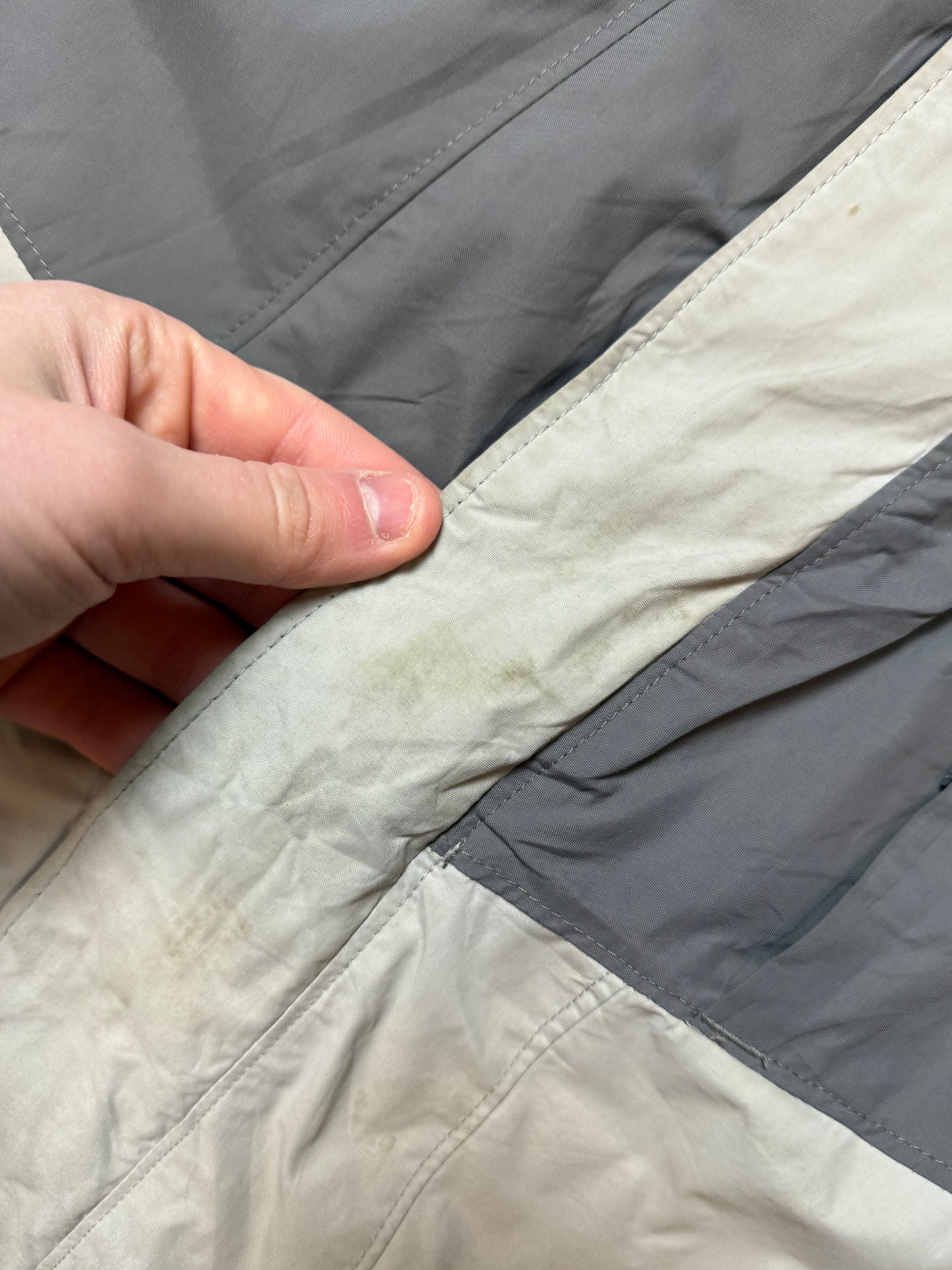 Vintage Columbia rain jacket (XL)