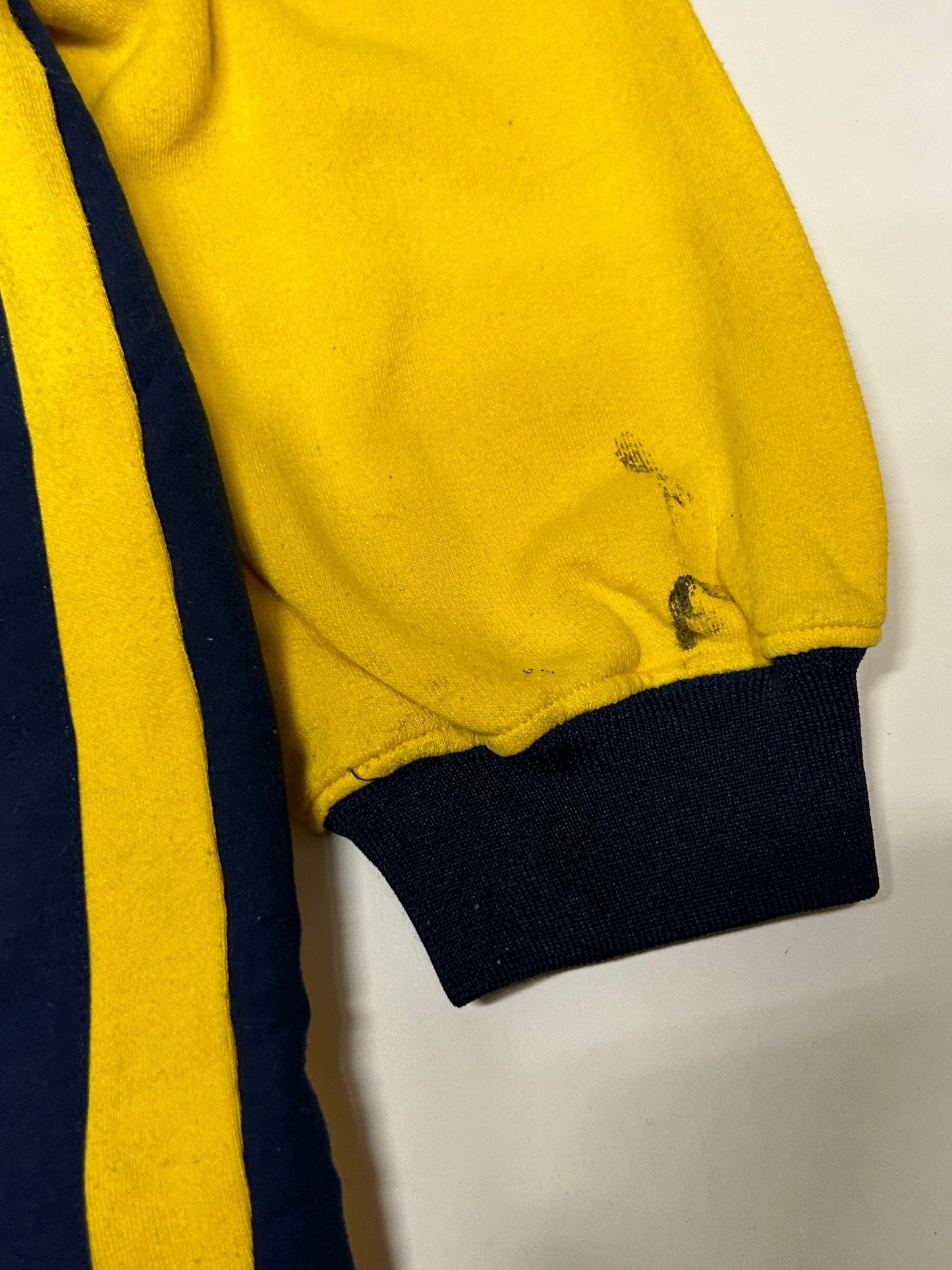 Vintage 90s Adidas basketball hoodie (L)