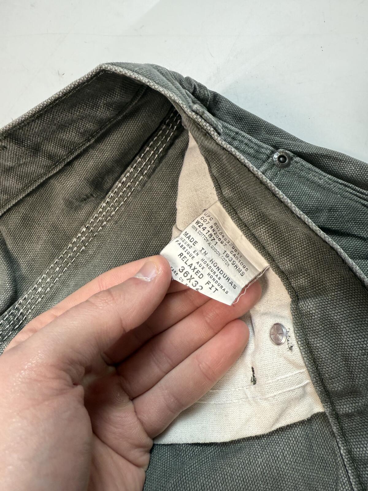 Vintage Dickies baggy carpenter shorts (W36)