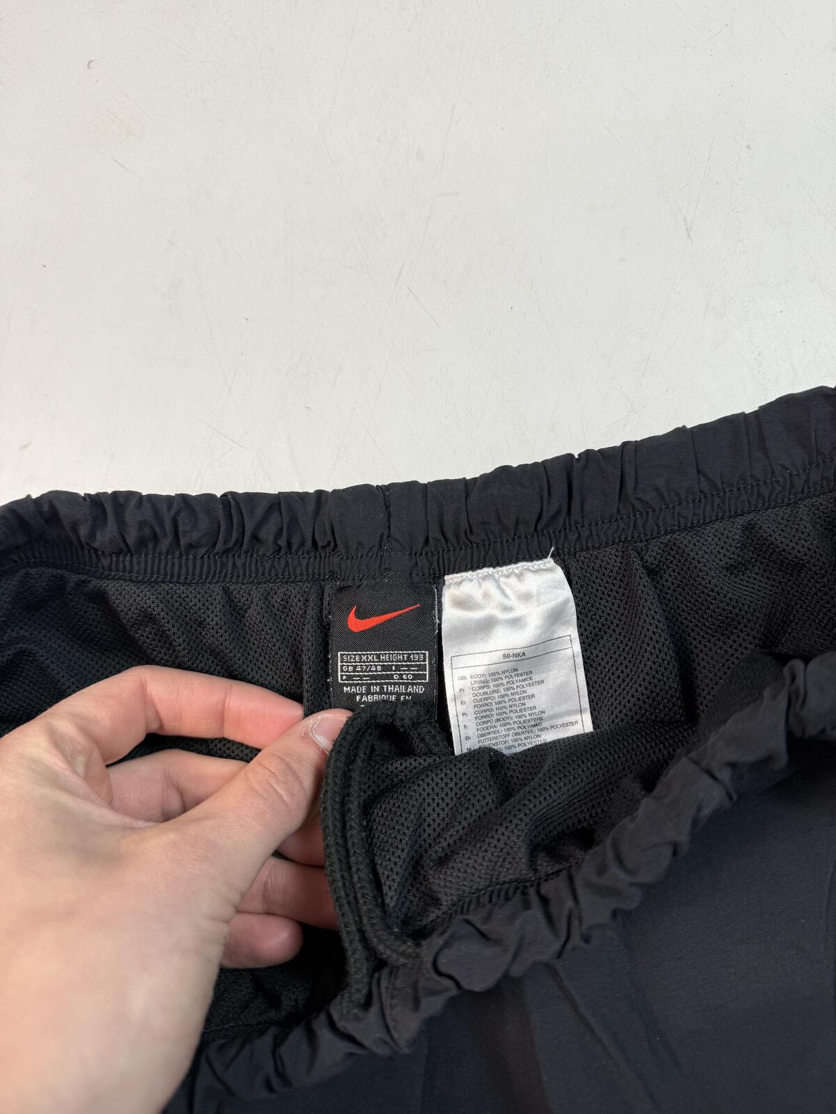 Vintage 90s Nike sport shorts (M)