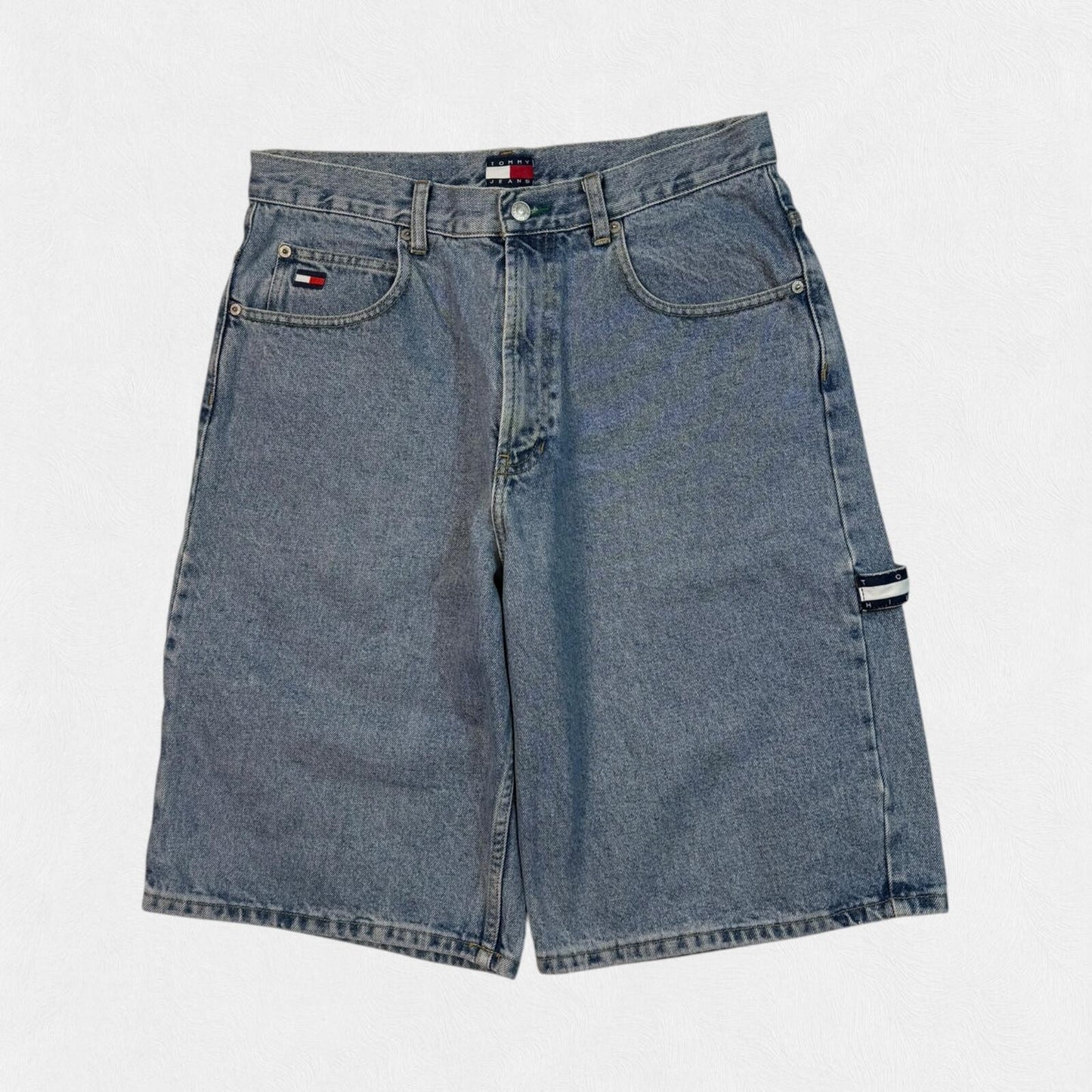 Vintage 90s Tommy Hilfiger carpenter jorts (W33)