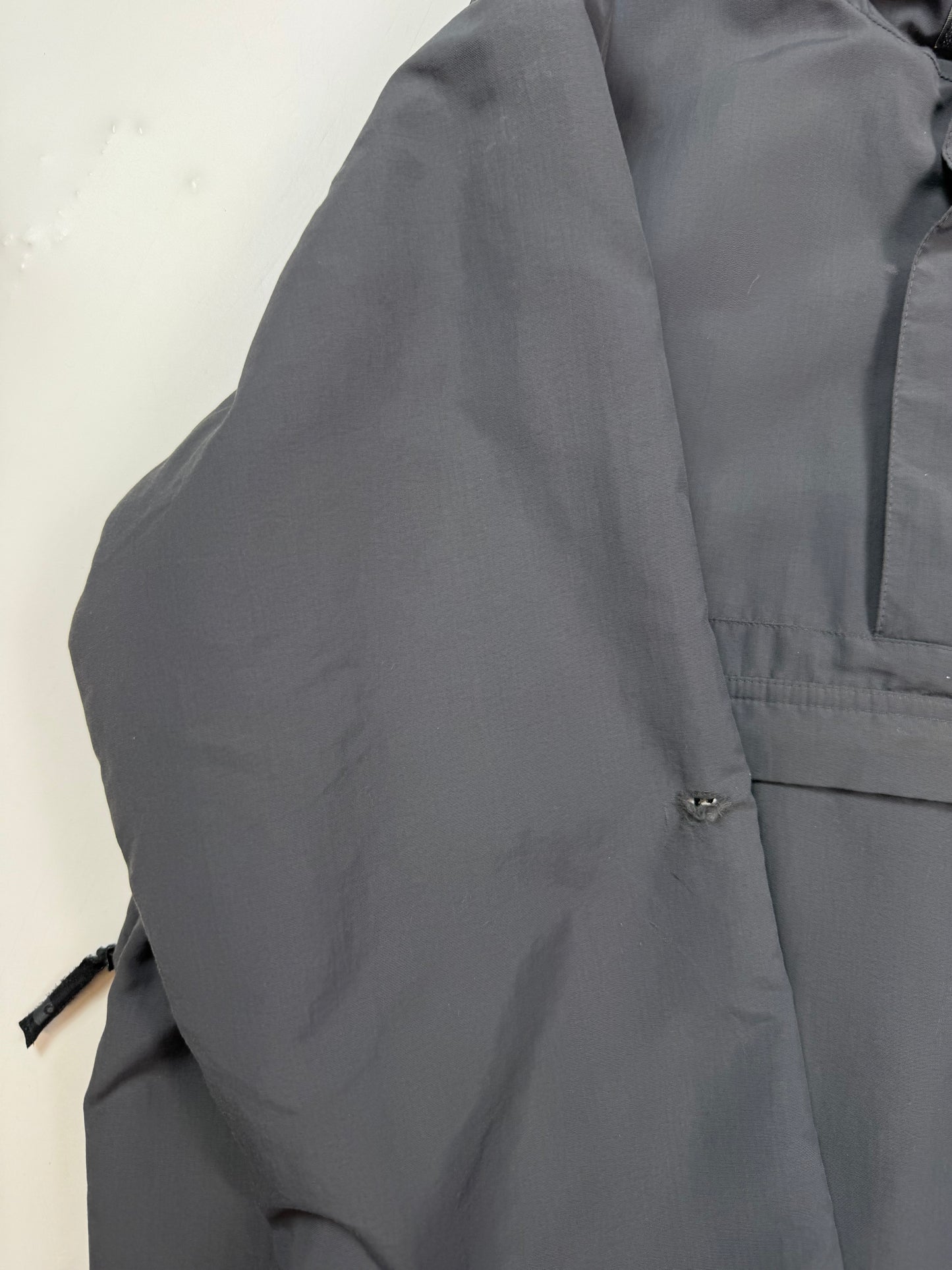 Carhartt anorak jacket (M)