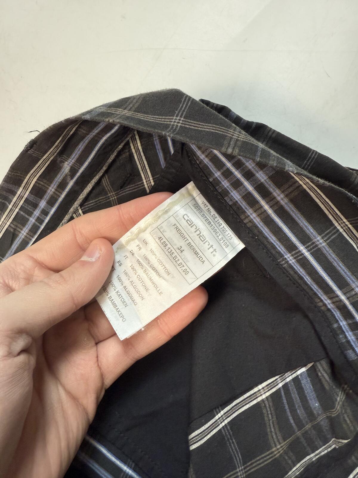 Carhartt WIP baggy checkered bermuda shorts (W34)