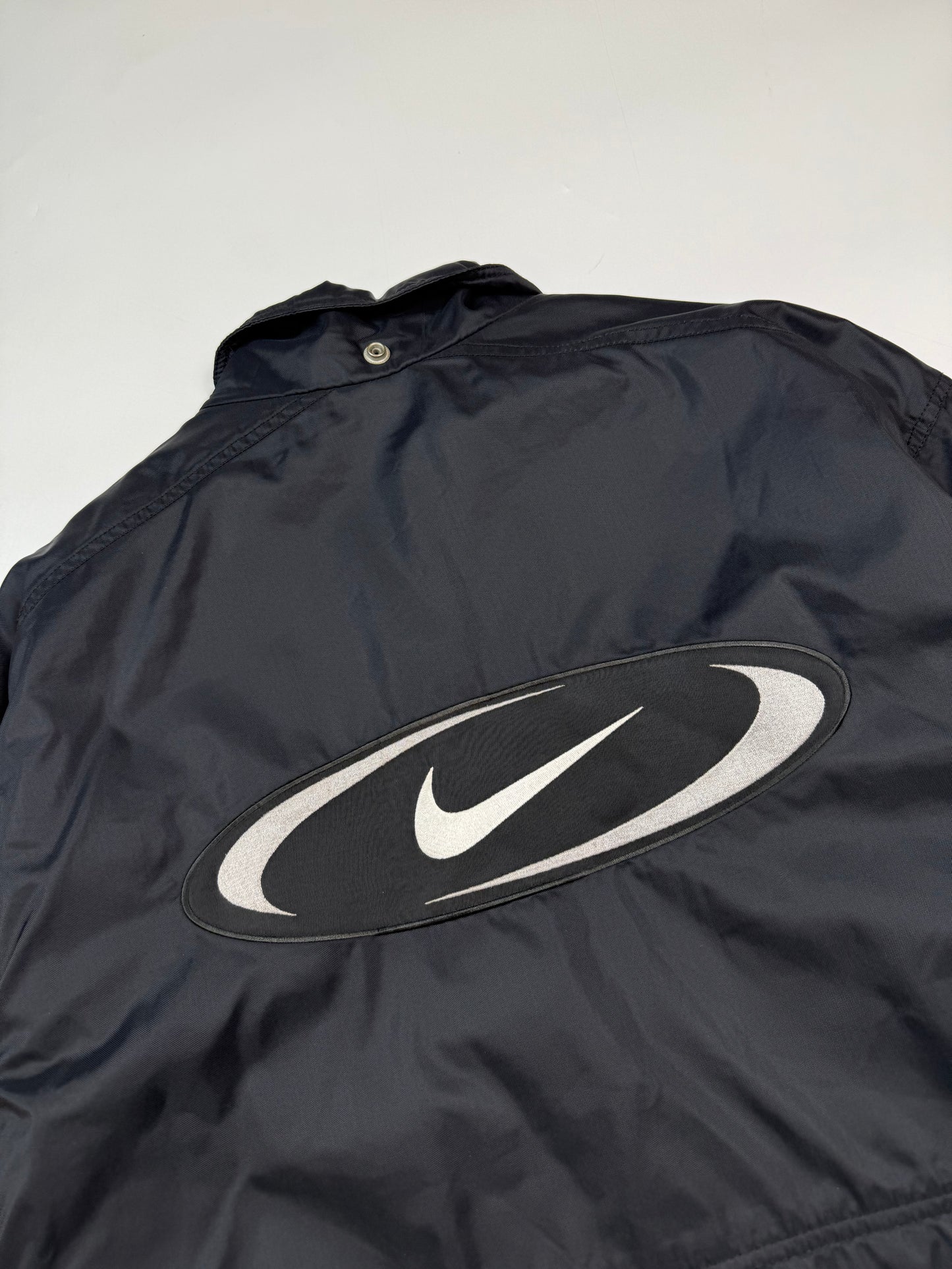 Vintage 90s Nike back swoosh jacket (M)
