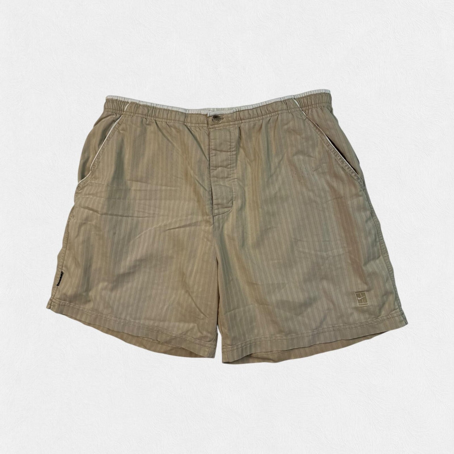 Vintage 90s Nike court baggy shorts (XL)