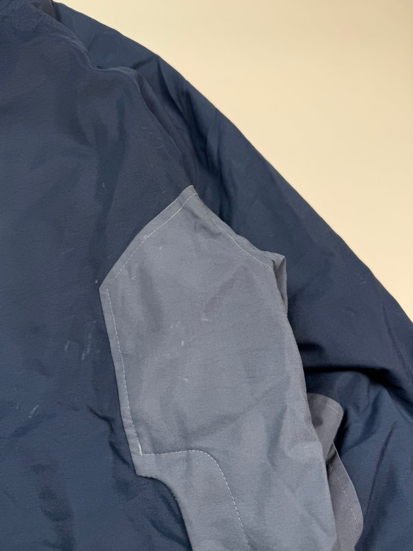 Vintage Nike puffer jacket (L)