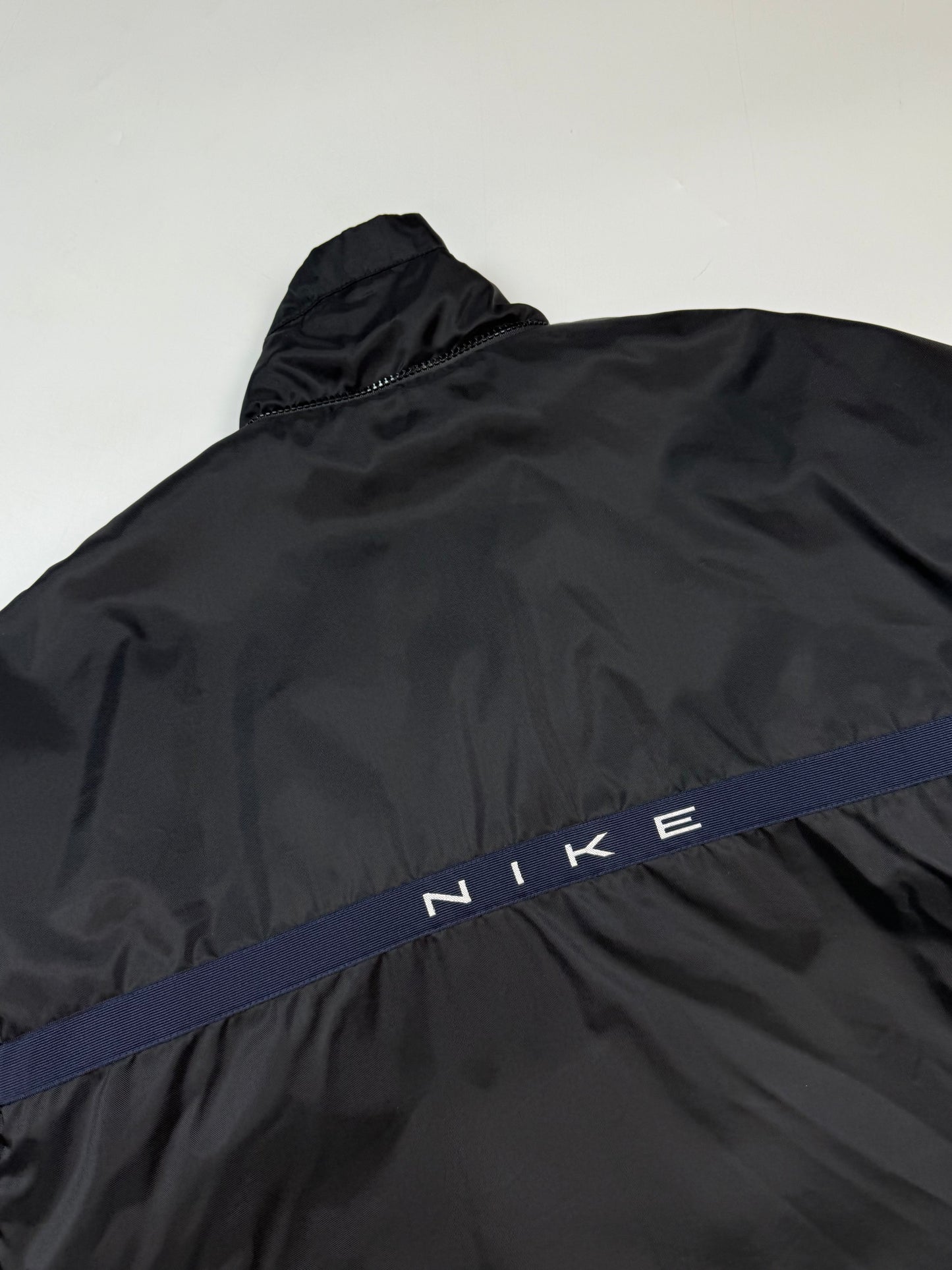 Vintage 90s Nike spell out jacket (M)