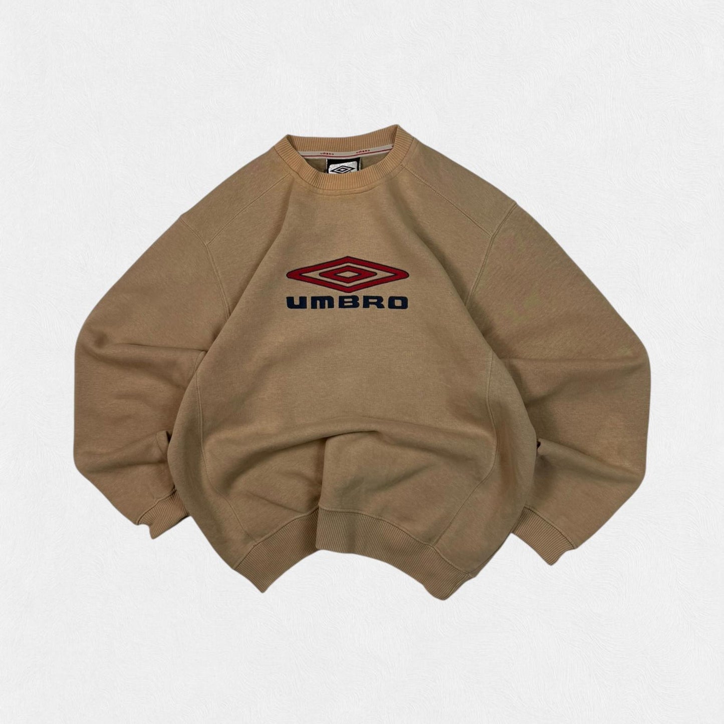 Vintage Umbro centre logo sweatshirt (M)