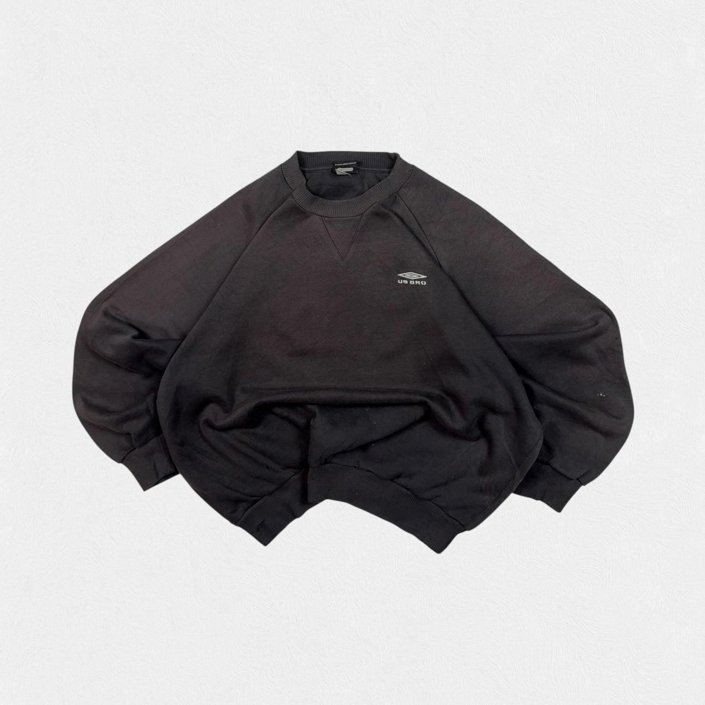 Vintage Umbro small logo sweatshirt (XL)