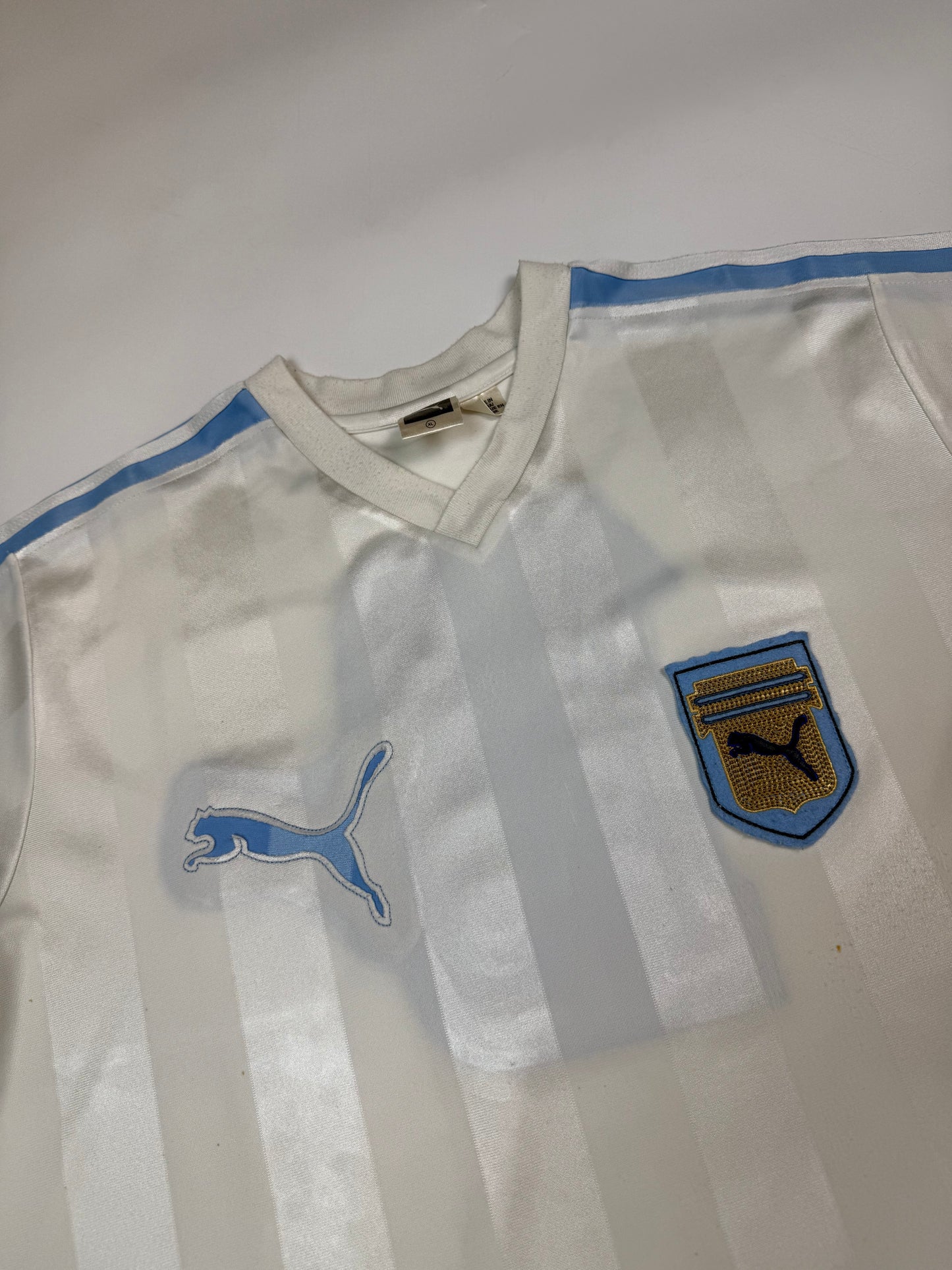 Vintage Uruguay 2008 Puma away football shirt (XL)