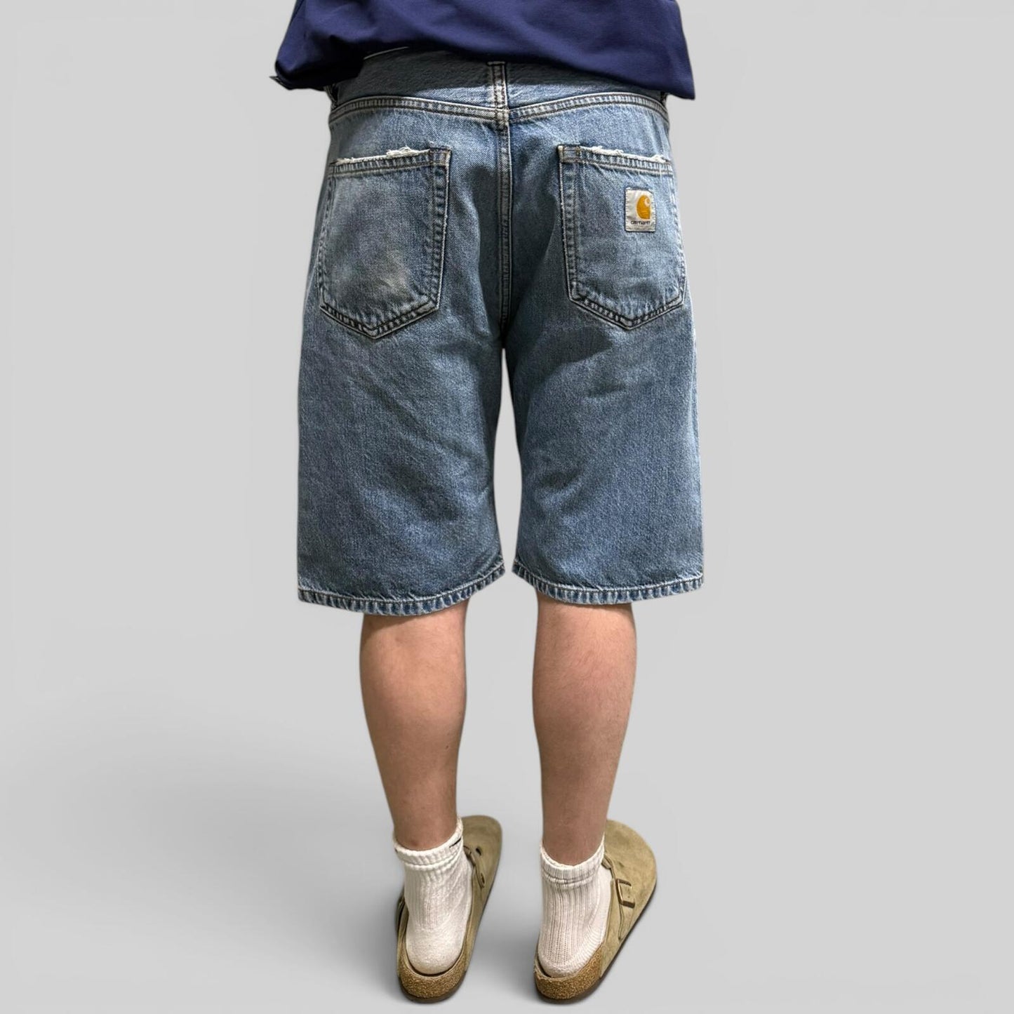 Carhartt WIP baggy denim jean jorts shorts (W31)