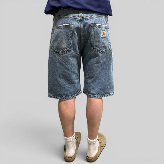 Carhartt WIP baggy denim jean jorts shorts (W31)