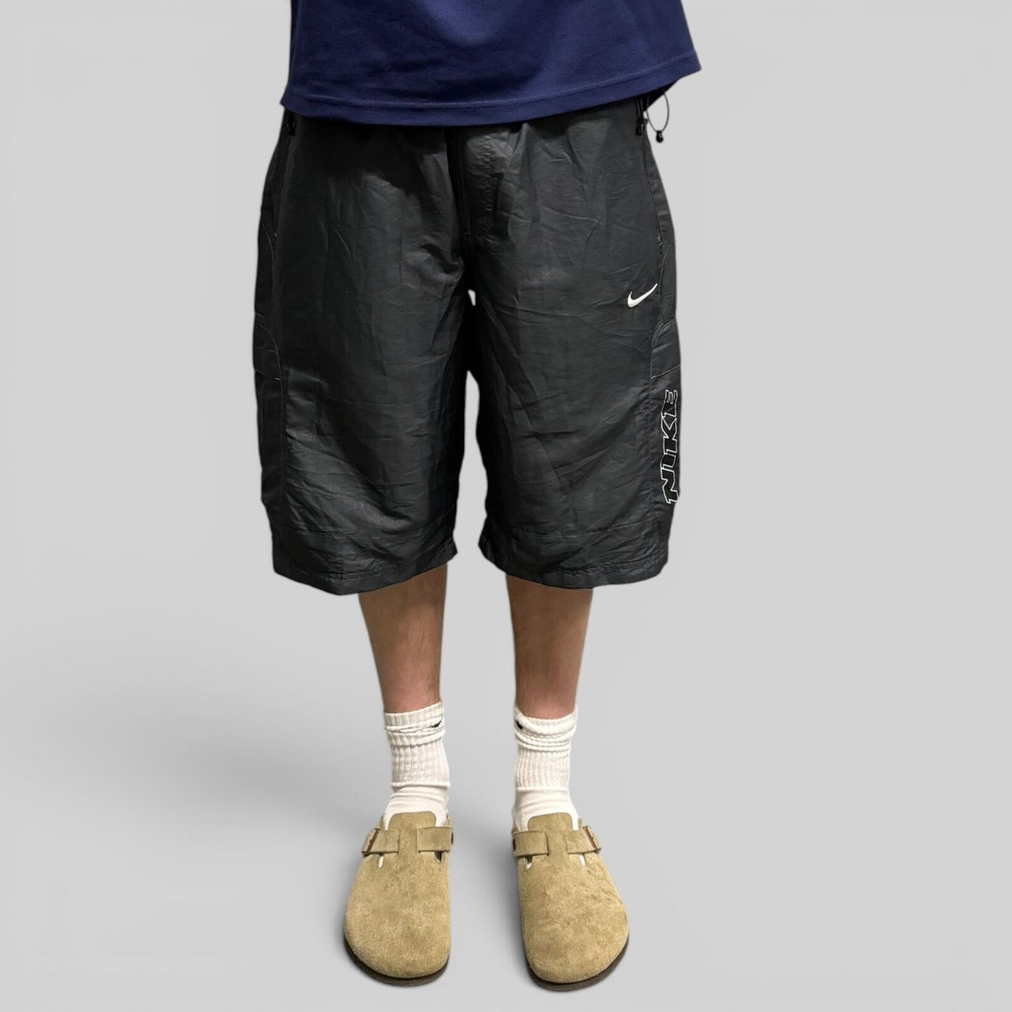 Vintage Nike baggy sport shorts (M)