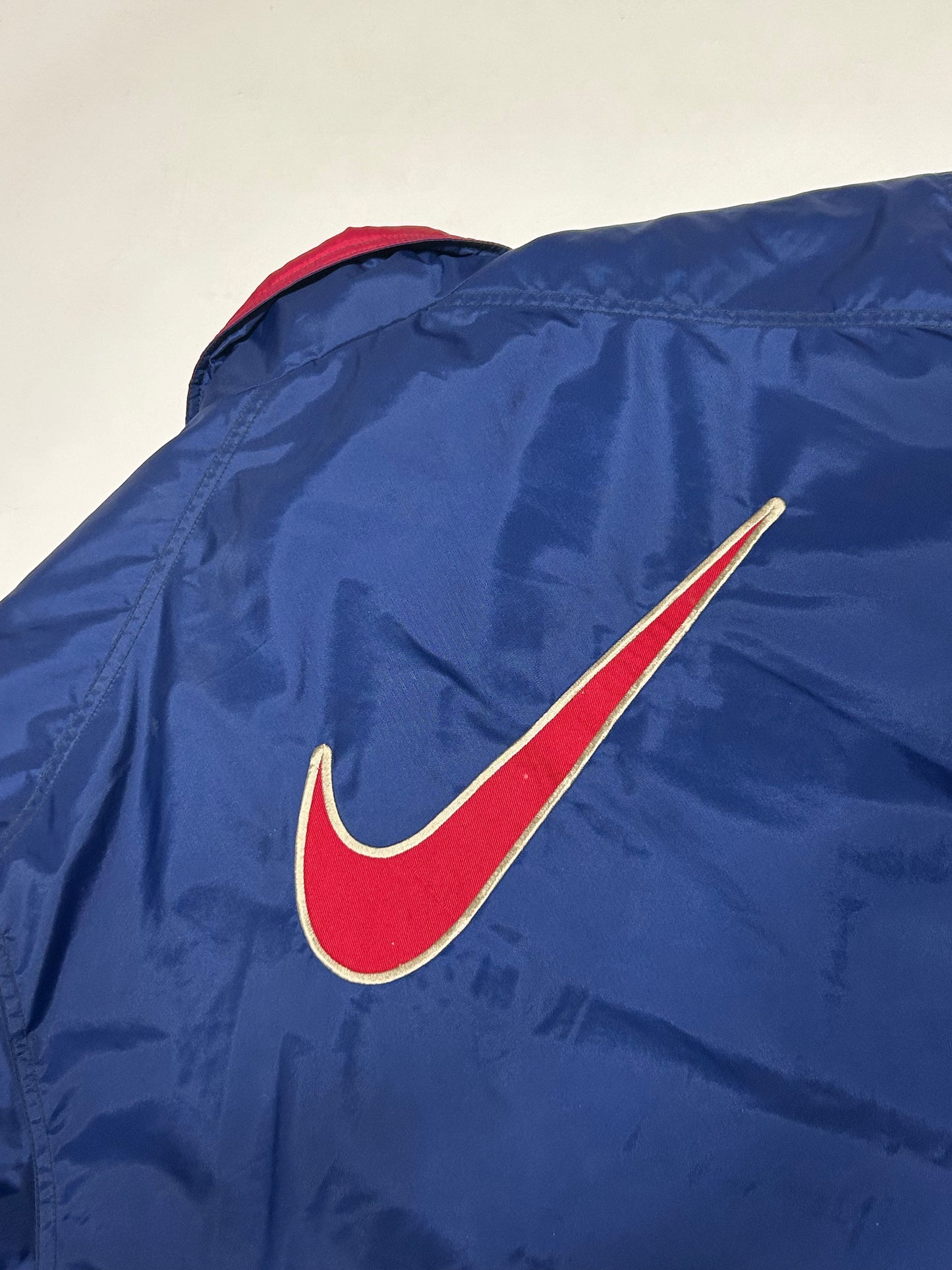 Vintage 90s Nike backswoosh jacket (L)