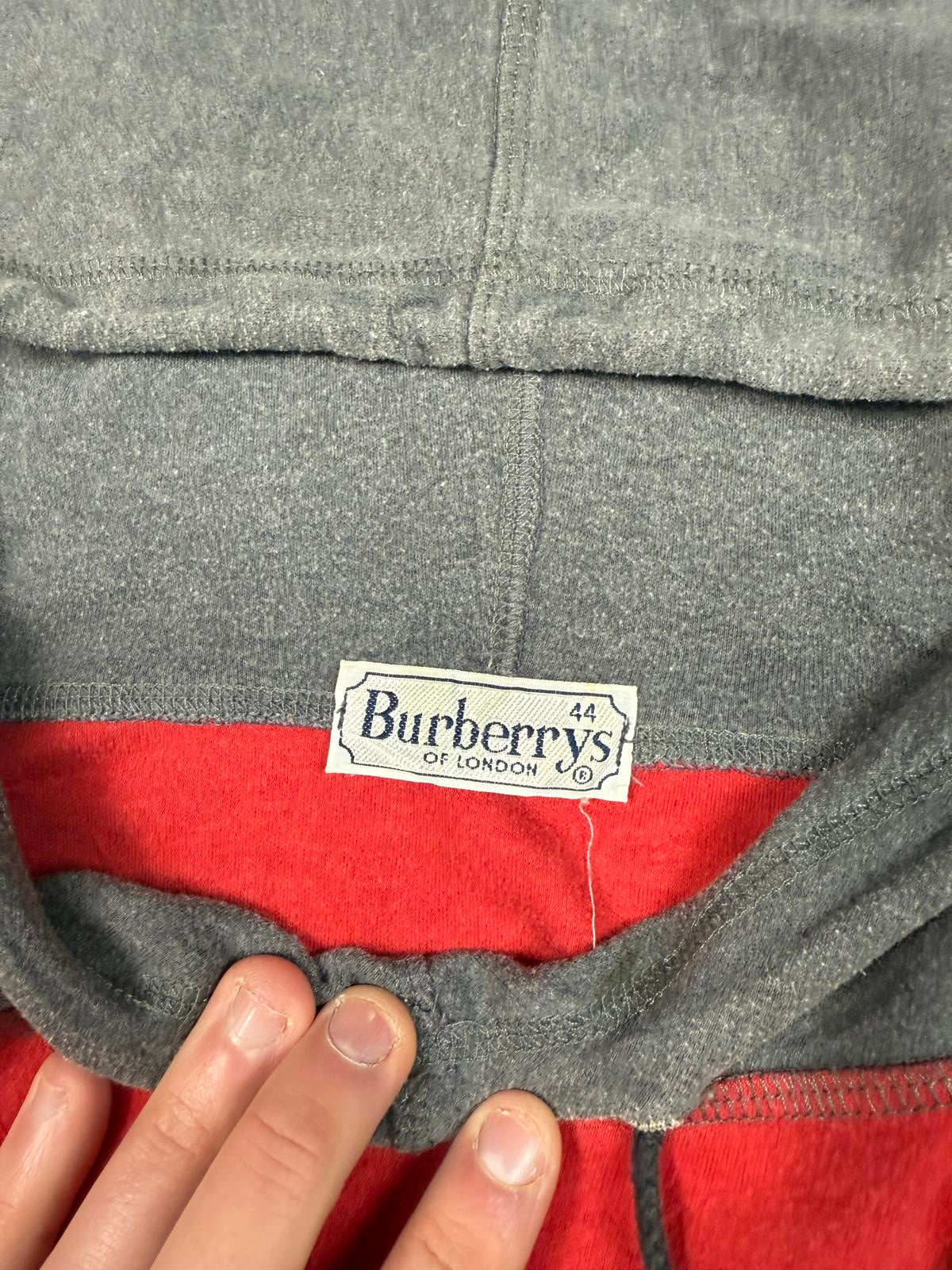 Vintage 90s Burberry hoodie (M)