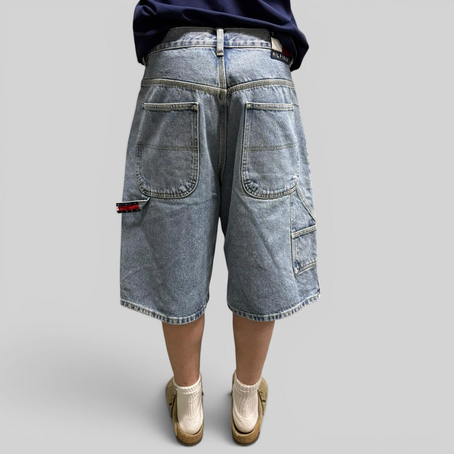 Vintage 90s Tommy Hilfiger carpenter jorts (W33)