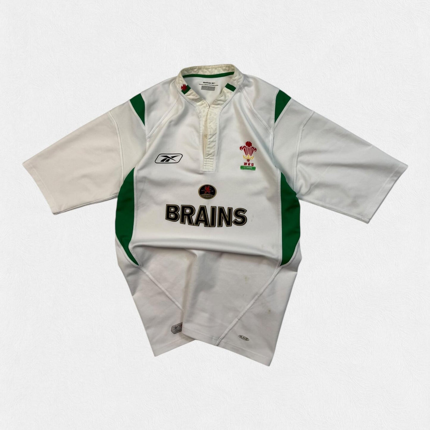 Vintage Wales 2004-06 Reebok away rugby shirt (S)