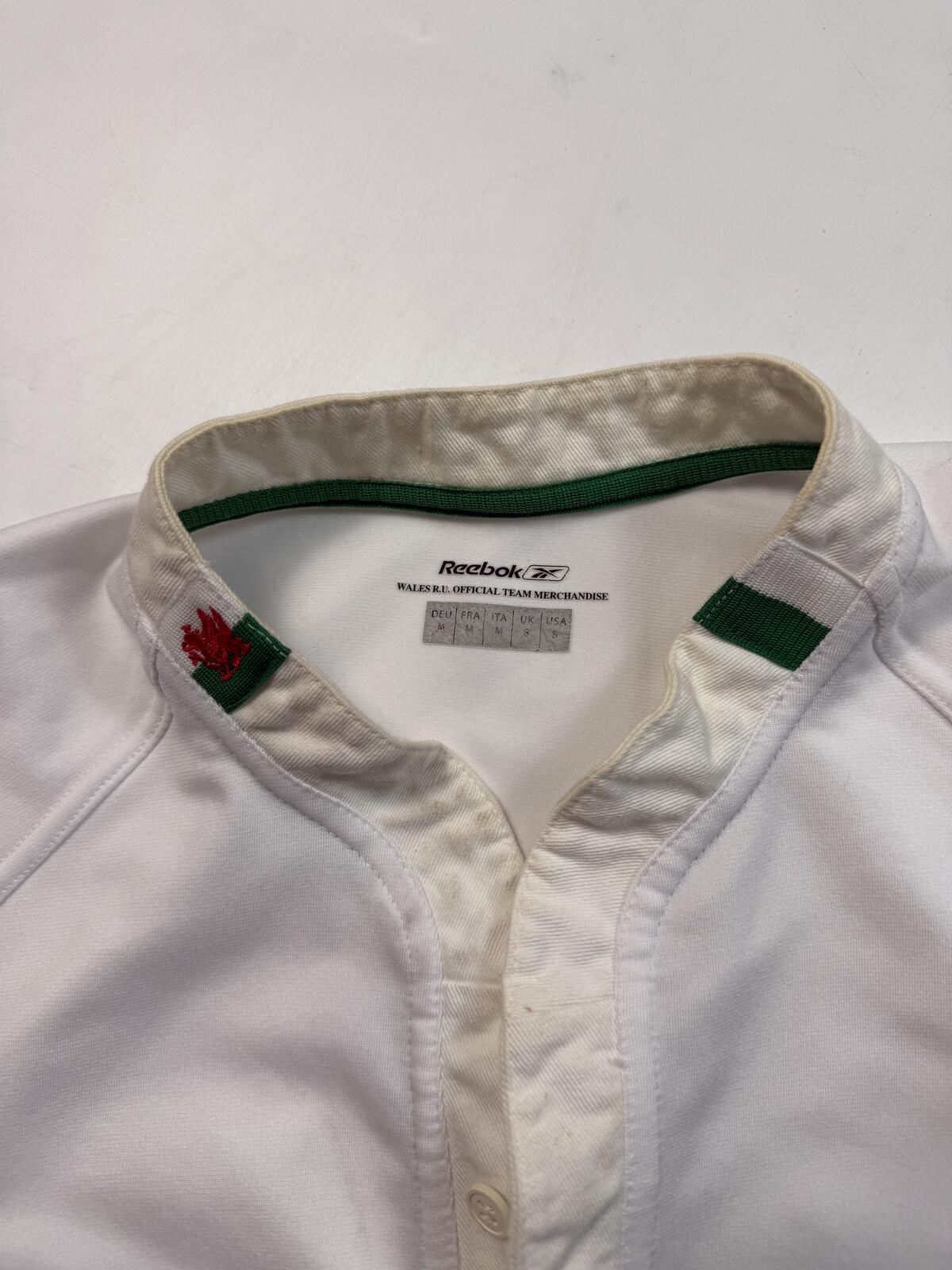 Vintage Wales 2004-06 Reebok away rugby shirt (S)