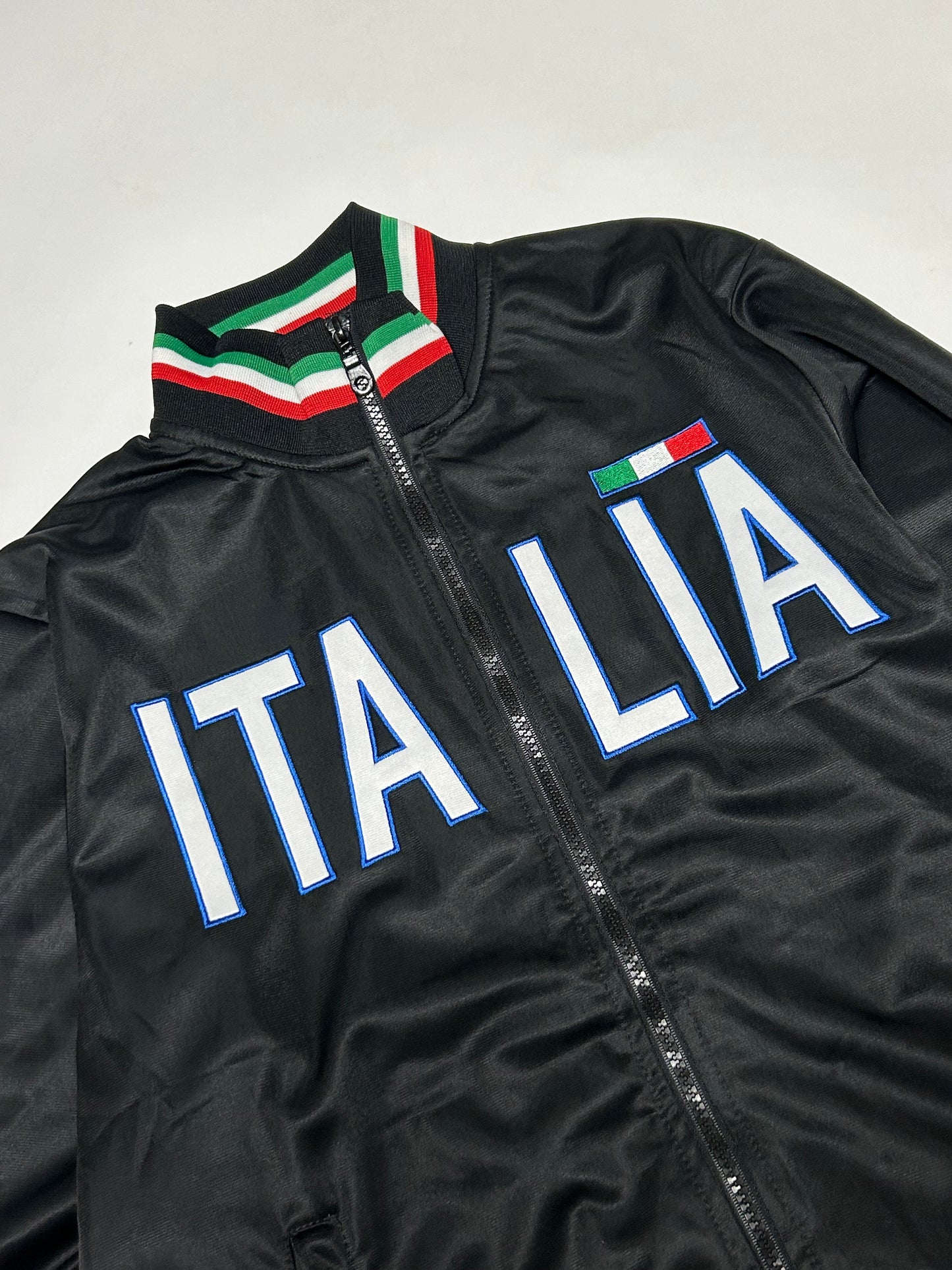 Vintage Italy spell out track jacket (M)