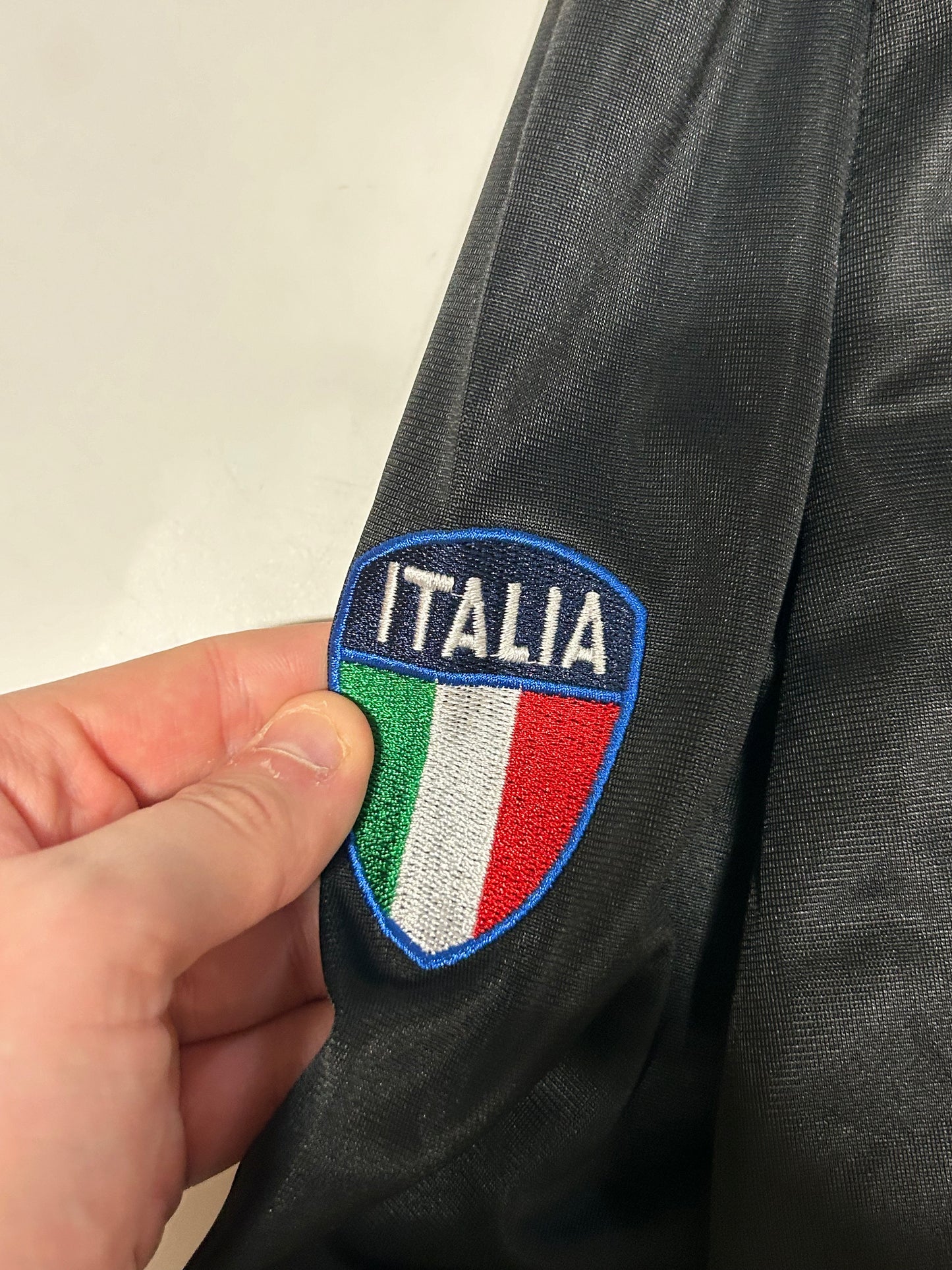 Vintage Italy spell out track jacket (M)