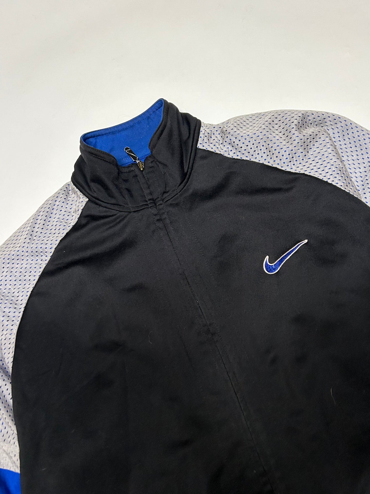 Vintage 90s Nike backswoosh track jacket (XL)