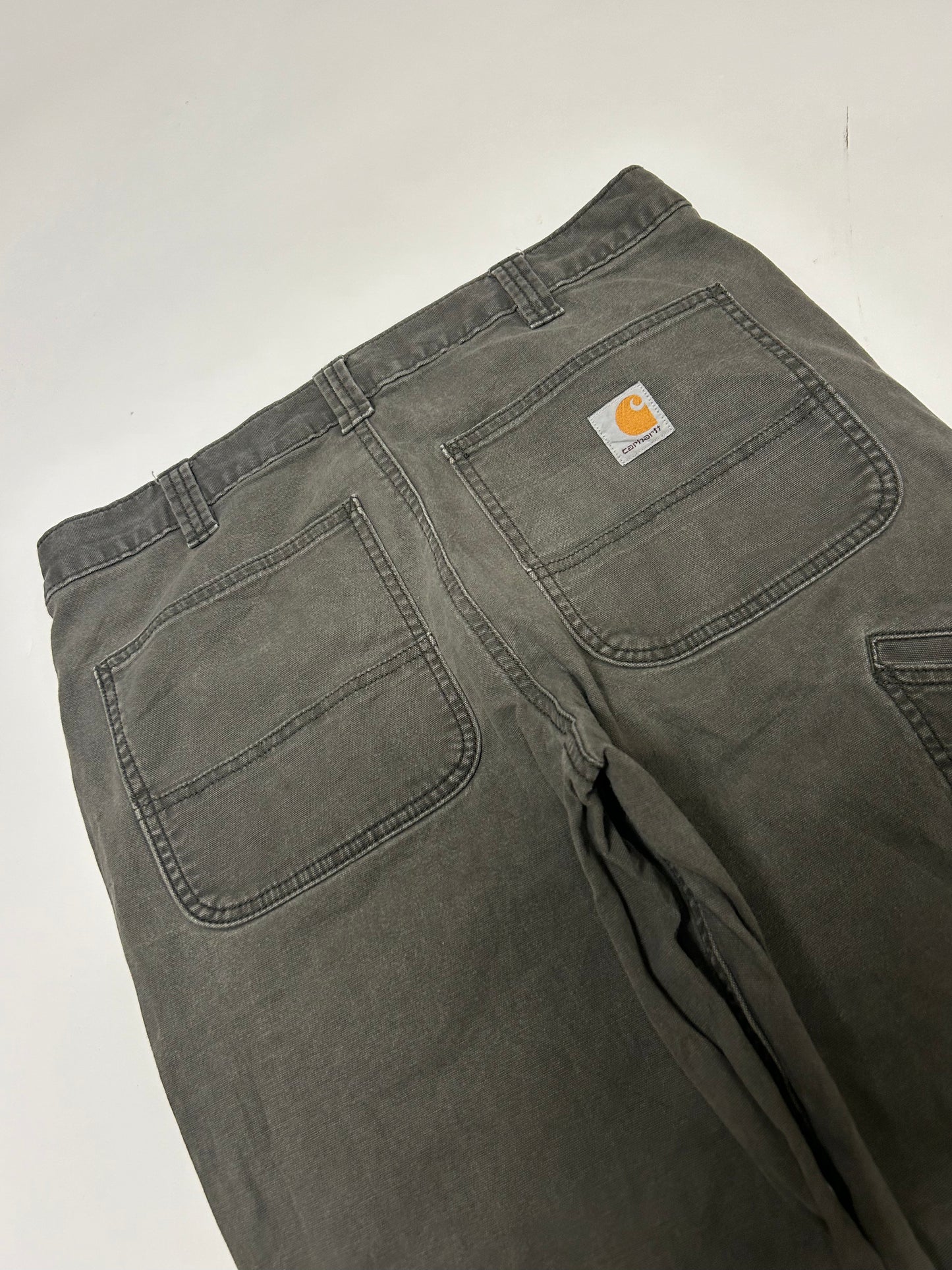Carhartt carpenter pants (W32)