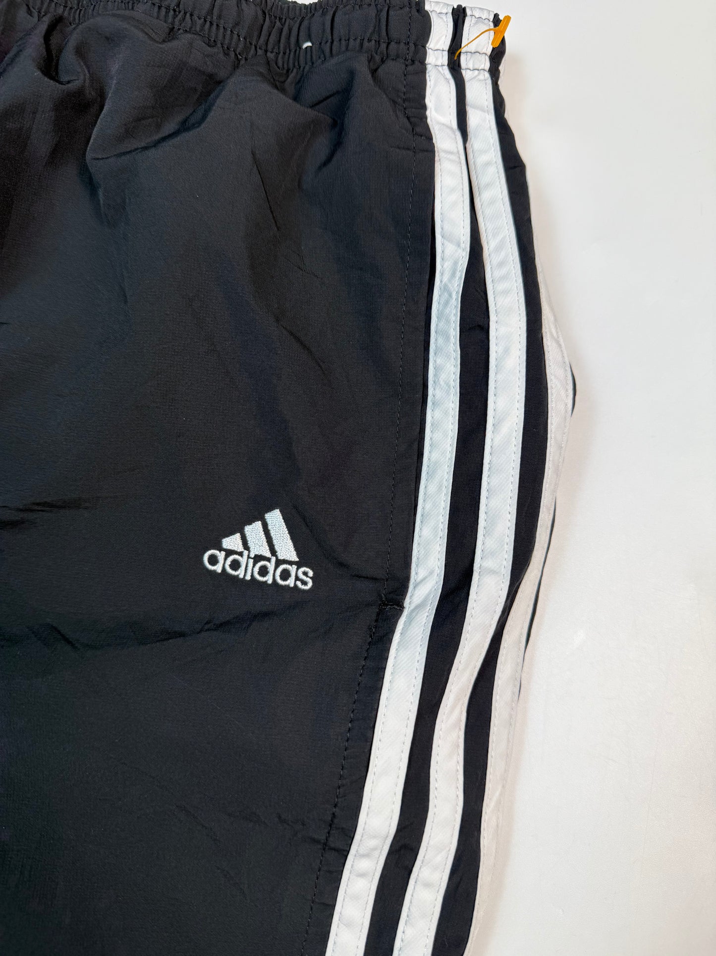 Vintage Adidas baggy side stripe track pants (M)