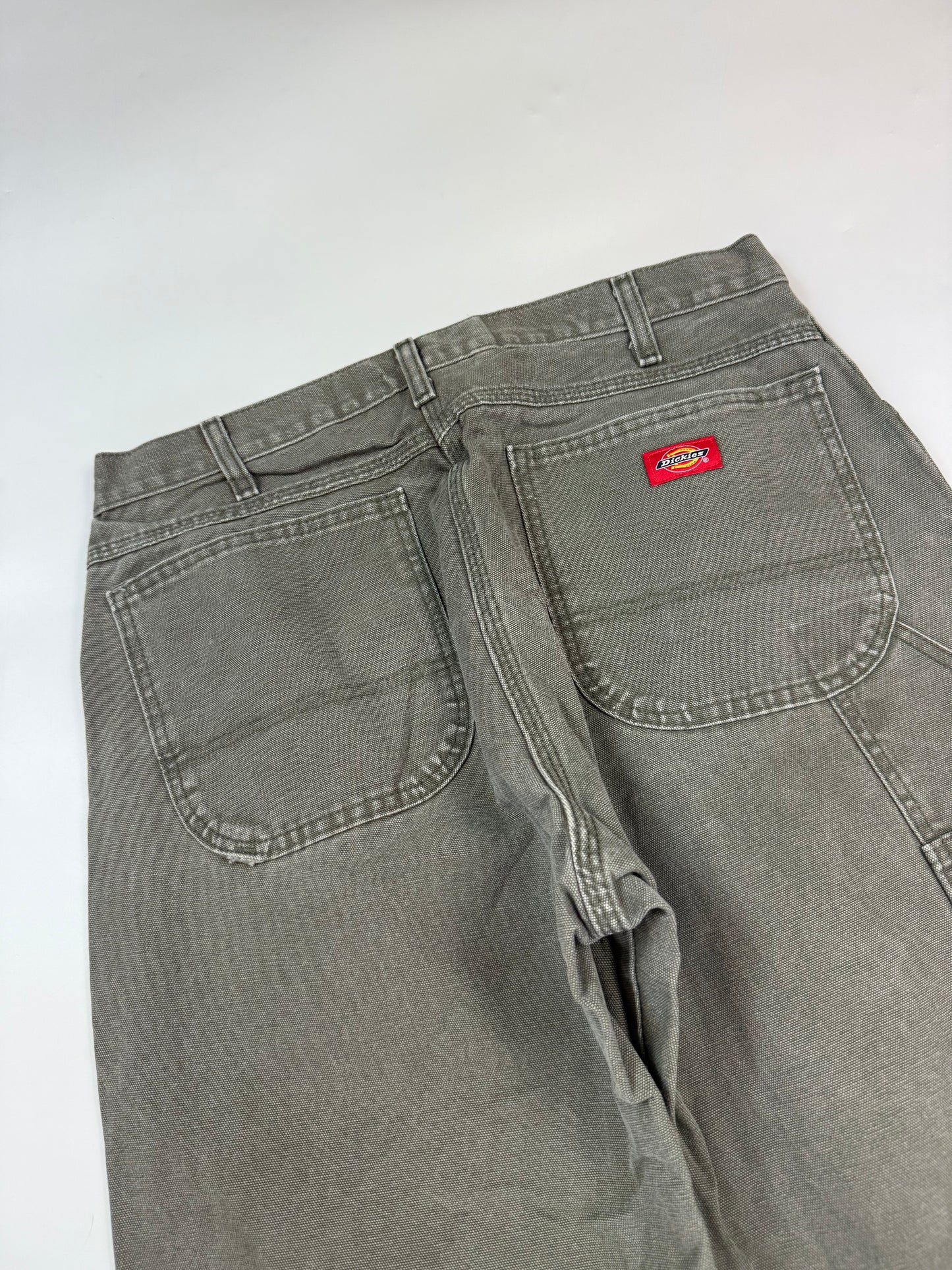 Dickies baggy carpenter pants (W34)