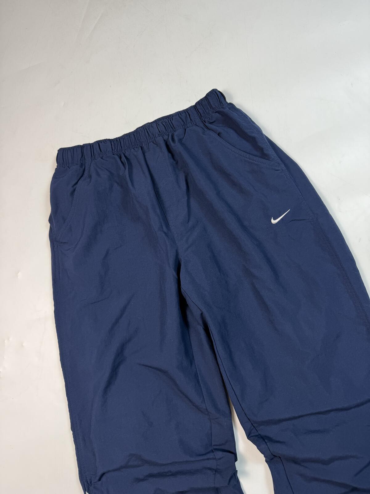 Vintage Nike baggy track pants (L)