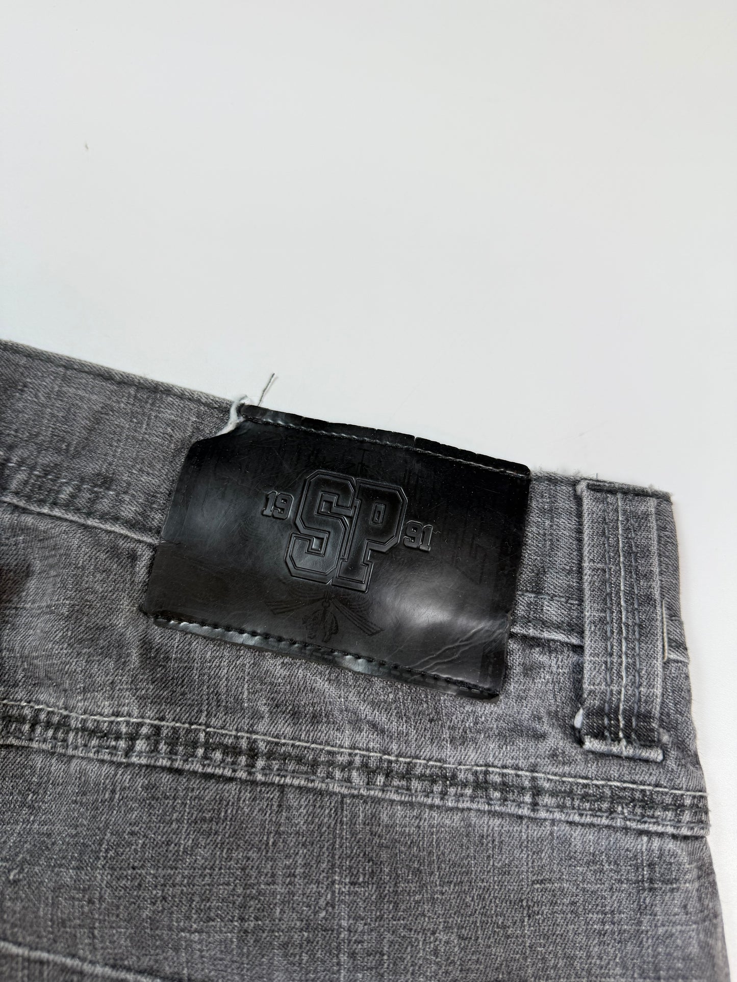 Vintage Y2K Southpole baggy denim jeans (W32)