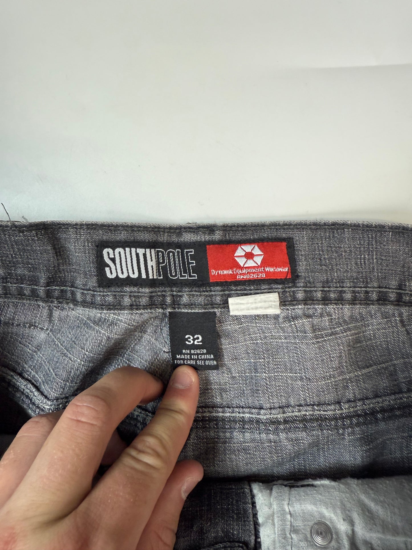 Vintage Y2K Southpole baggy denim jeans (W32)