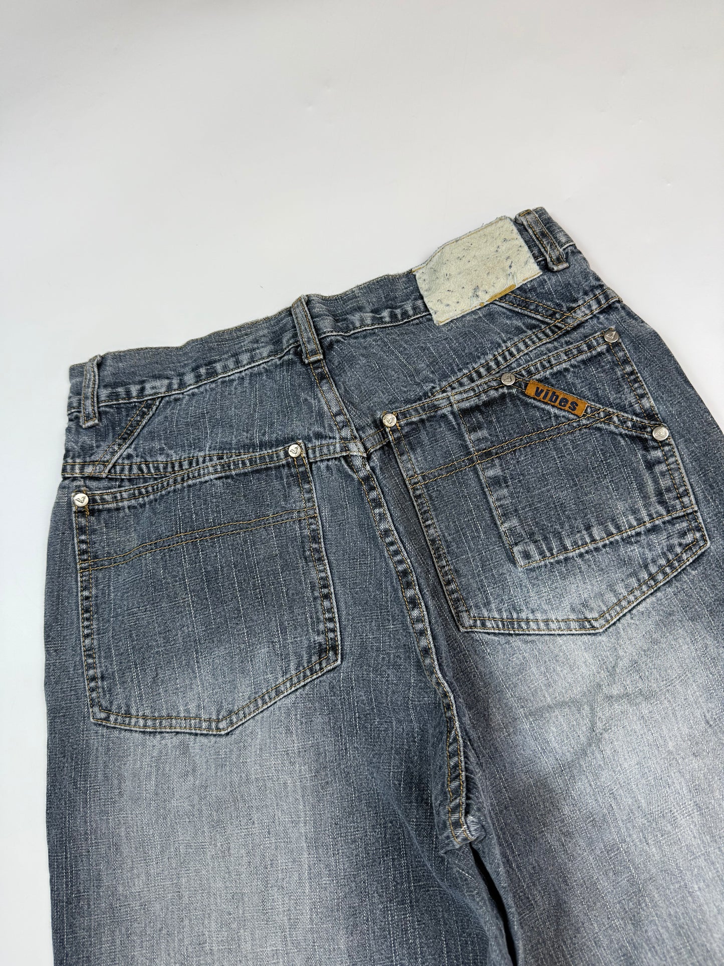 Vintage Y2K Vibes baggy jeans (W30)
