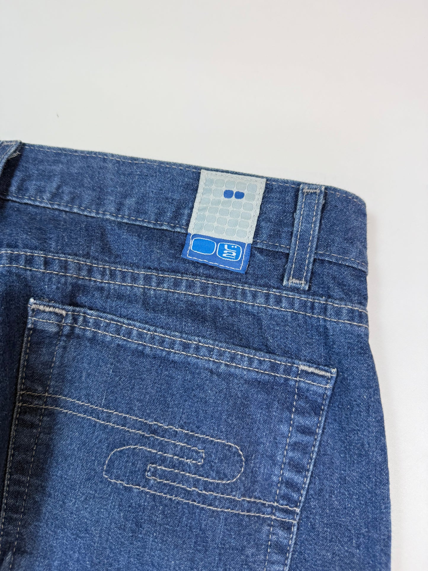 Vintage Levi's L2 flared jeans (11)