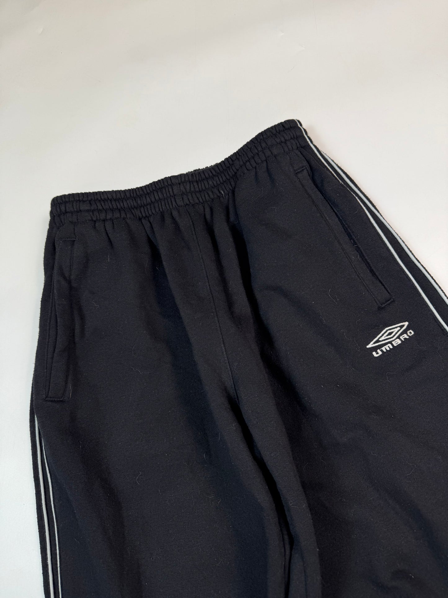 Vintage Umbro side stripe baggy joggers (S)