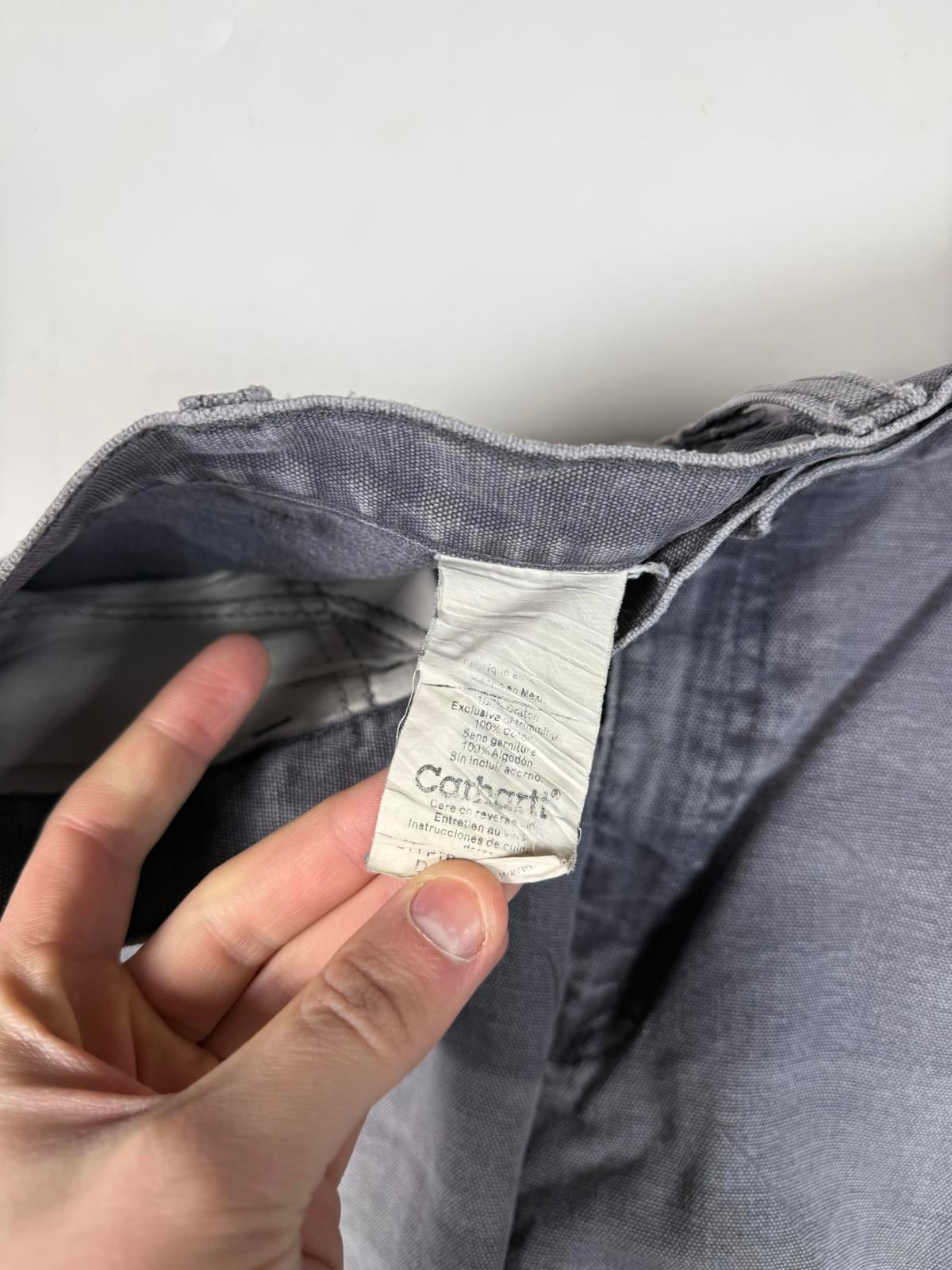 Vintage Carhartt baggy carpenter pants (W33)