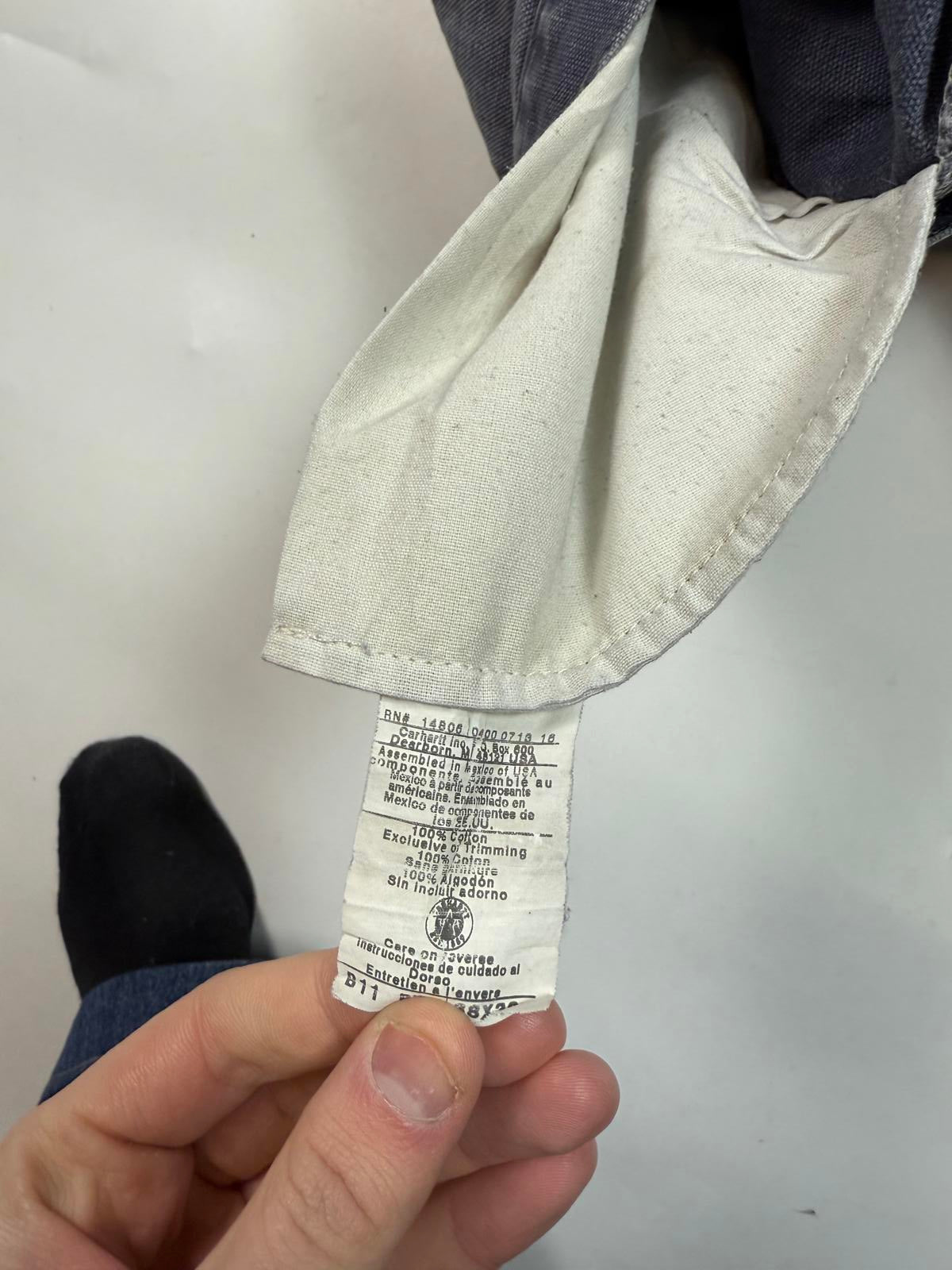 Vintage Carhartt baggy carpenter pants (W36)