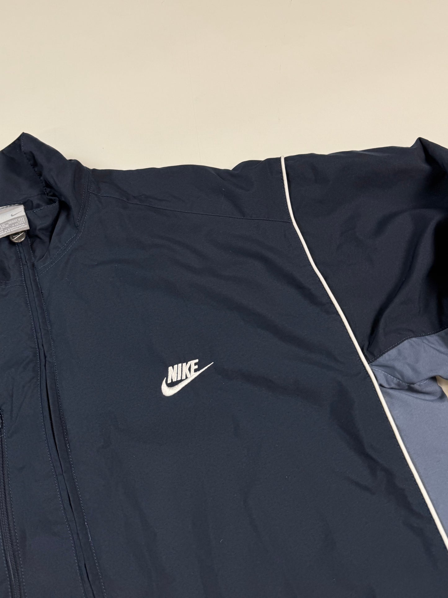 Vintage Nike track jacket (XL)
