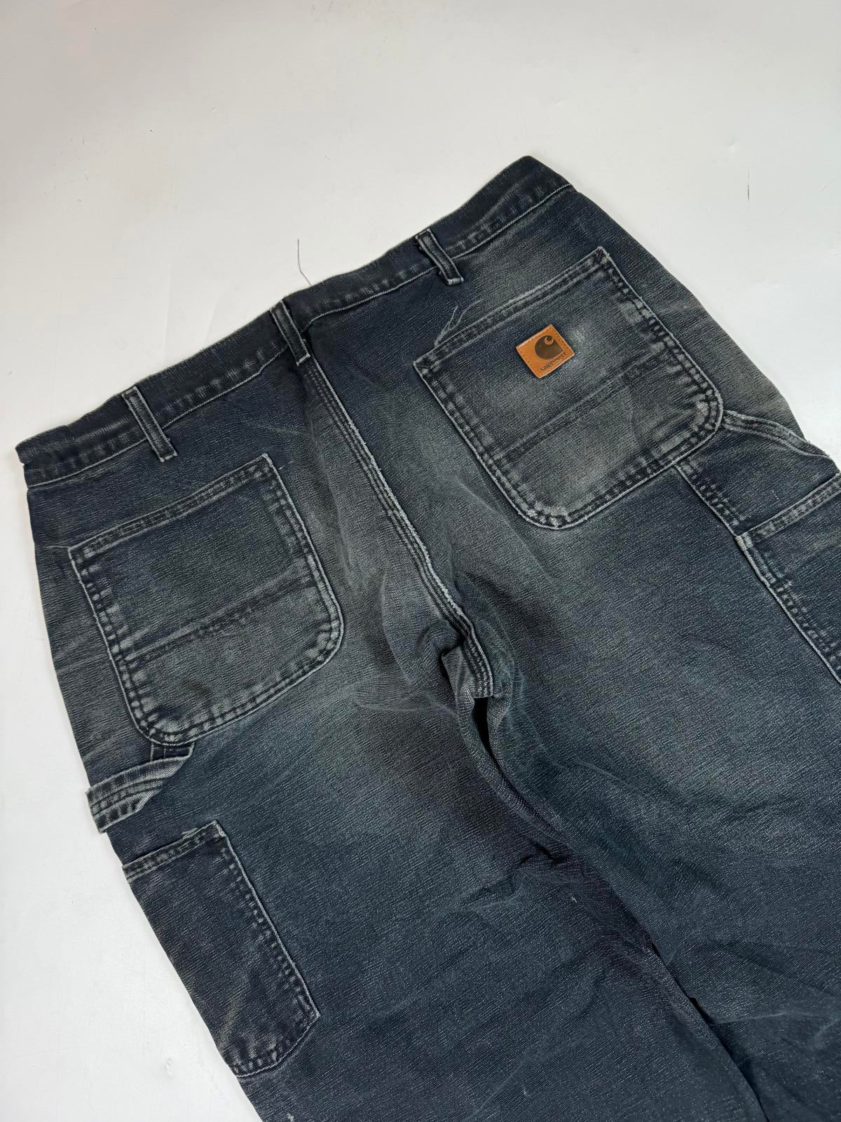 Carhartt faded baggy carpenter pants (W38)