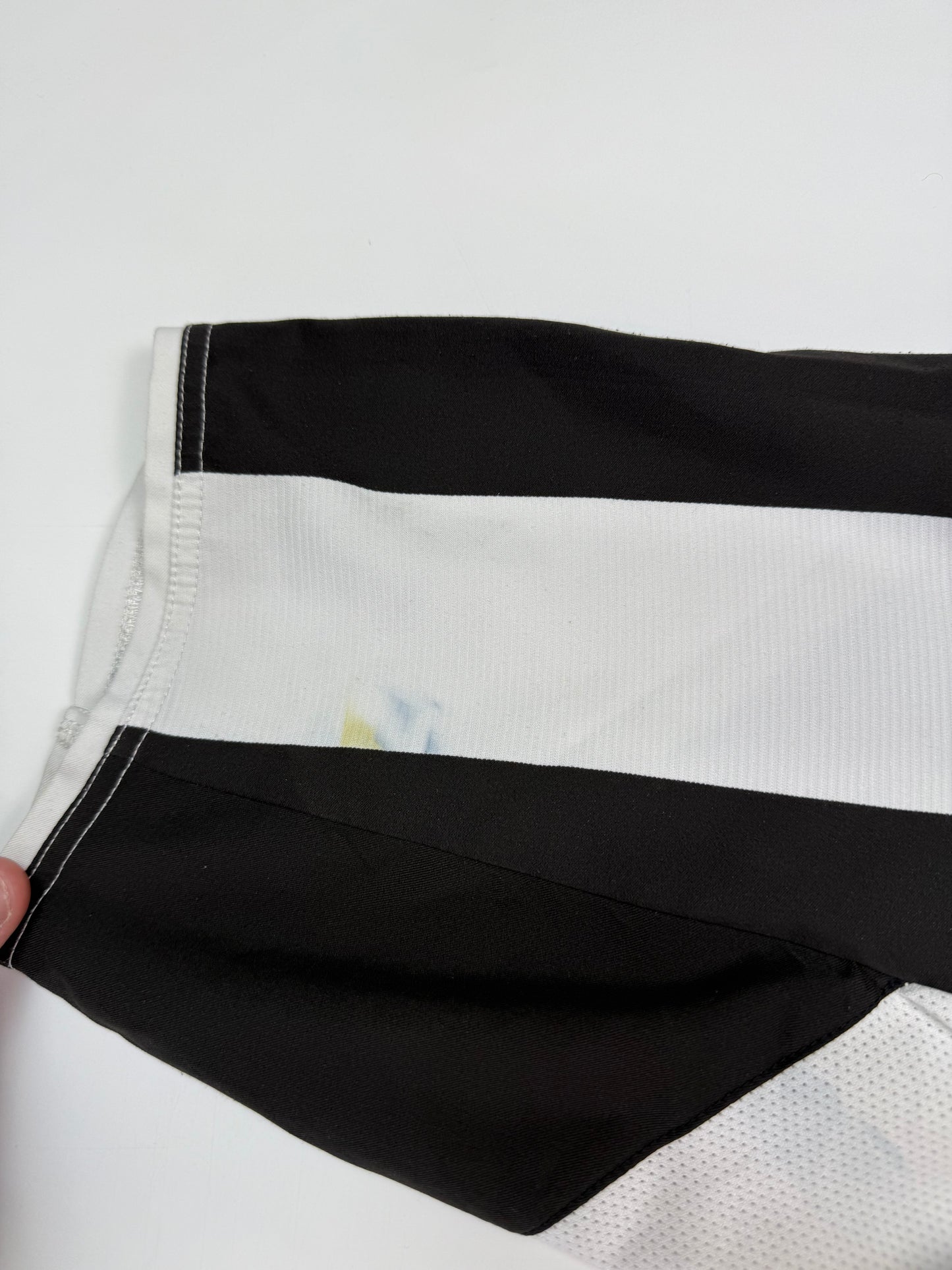 Vintage Juventus 2004/05 Nike home football shirt (S)