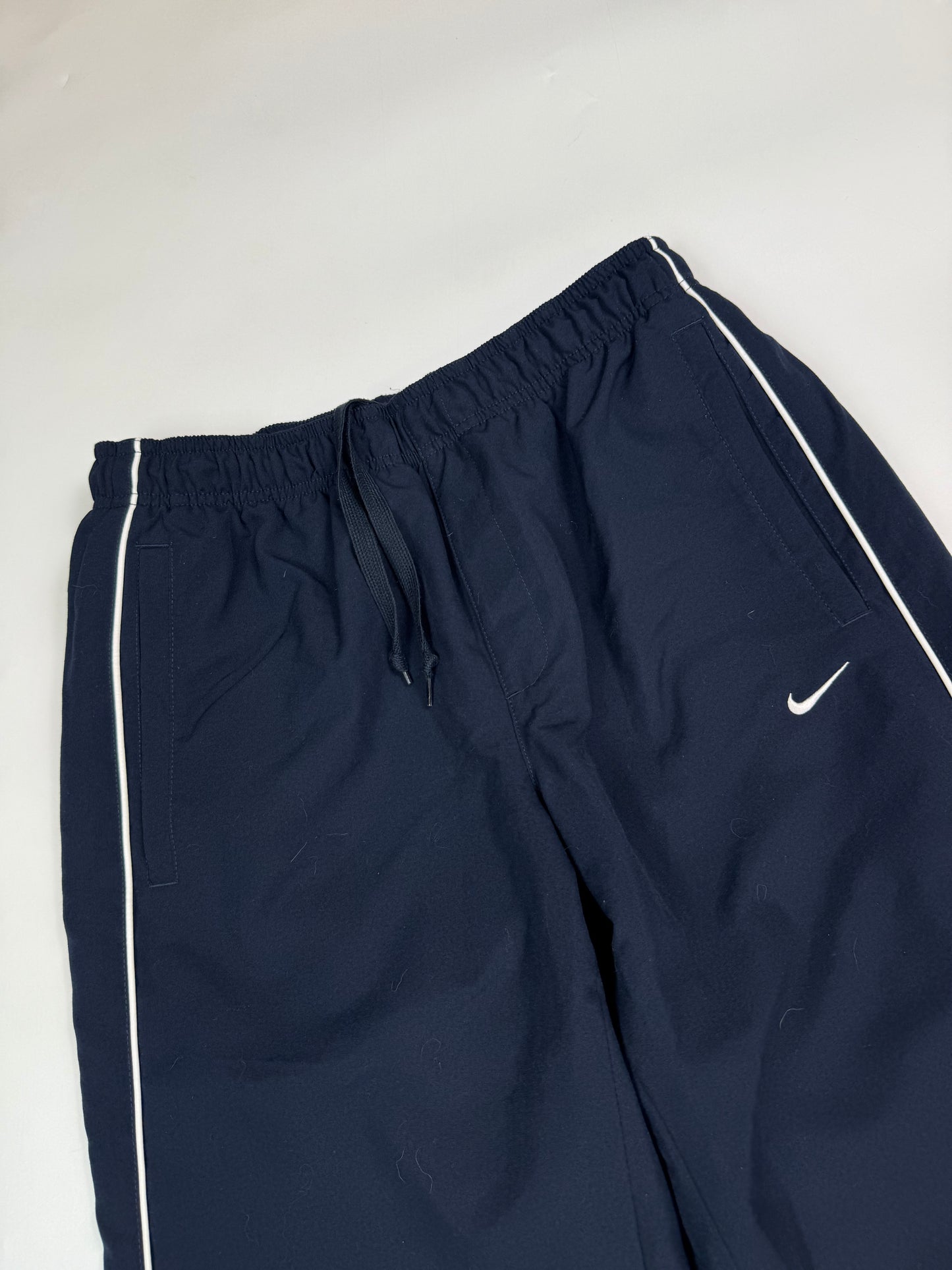 Vintage Nike baggy track pants (S)