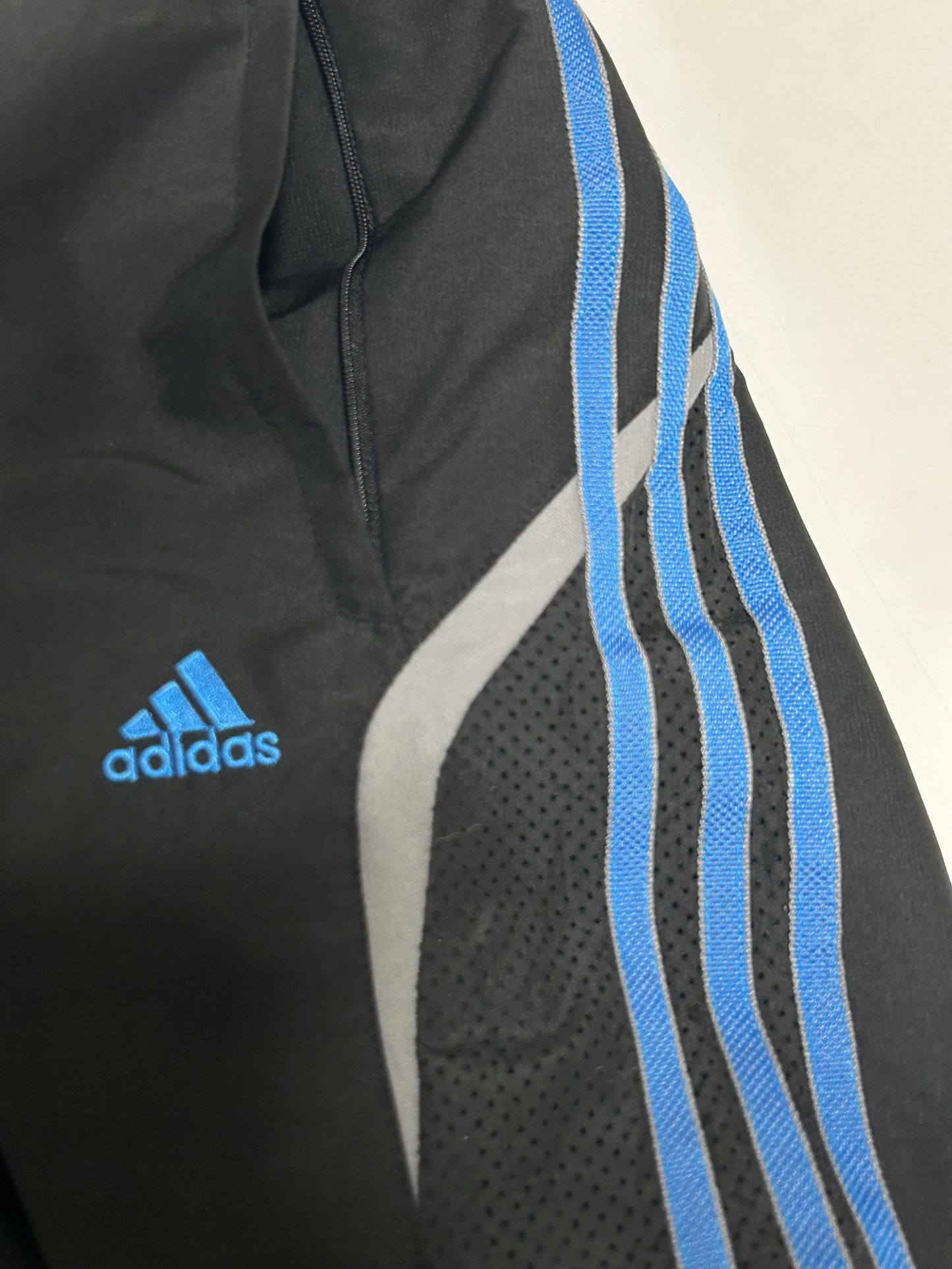 Vintage Adidas baggy track pants (L)