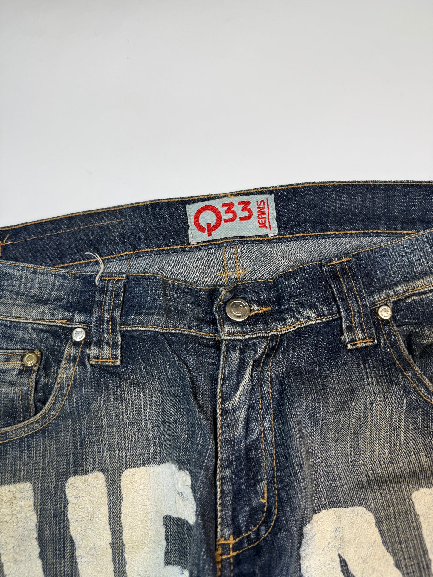 Vintage Y2K all over print hip hop jeans (W34)