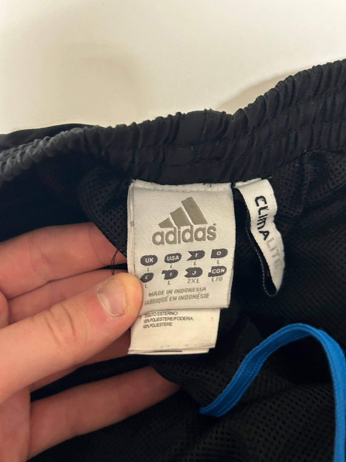 Vintage Adidas baggy track pants (L)