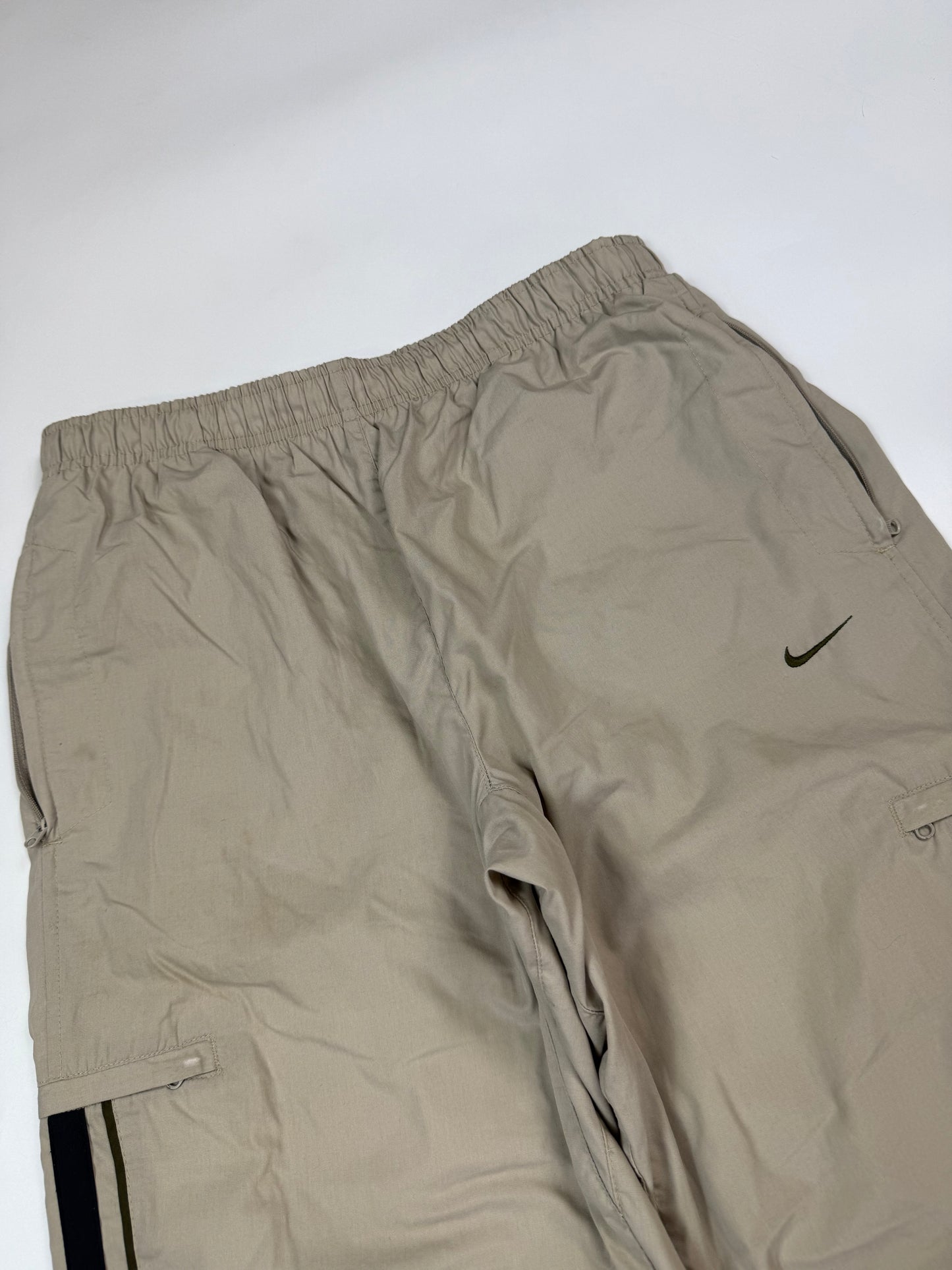 Vintage Nike baggy side stripe track pants (M)