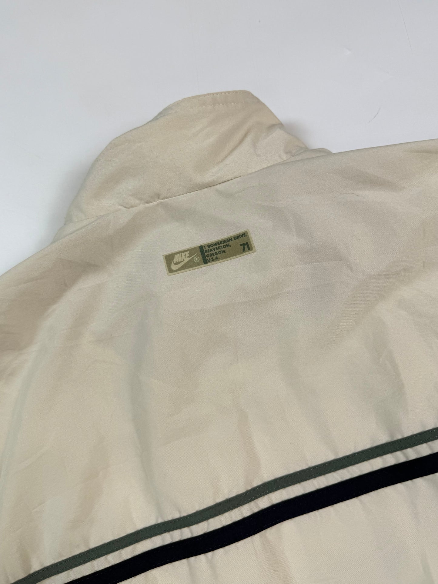 Vintage Nike track jacket (M)